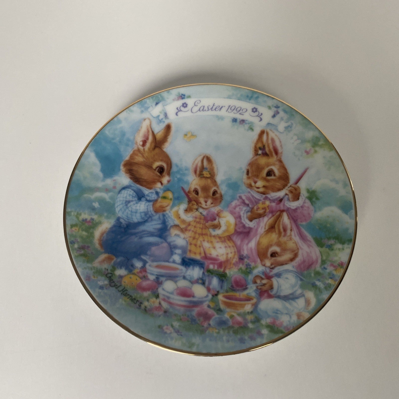 Avon Colorful moments 1992 Easter Plate Porcelain Trimmed In 22k Gold 5”