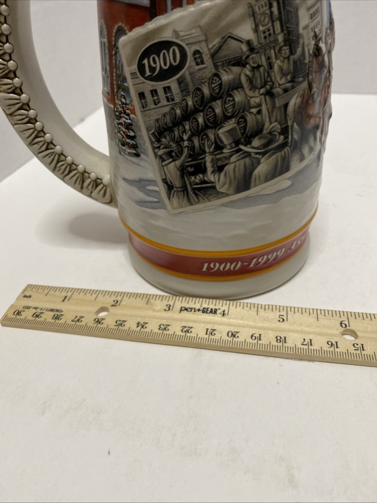 Budweiser 1999 Holiday Clydesdales  Beer Stein A Century of Holiday Tradition