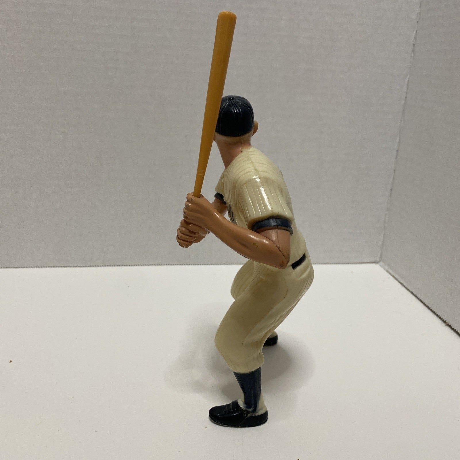 Original 1960s Mickey Mantle New York Yankees Hartland Statue w/ Bat - Clean