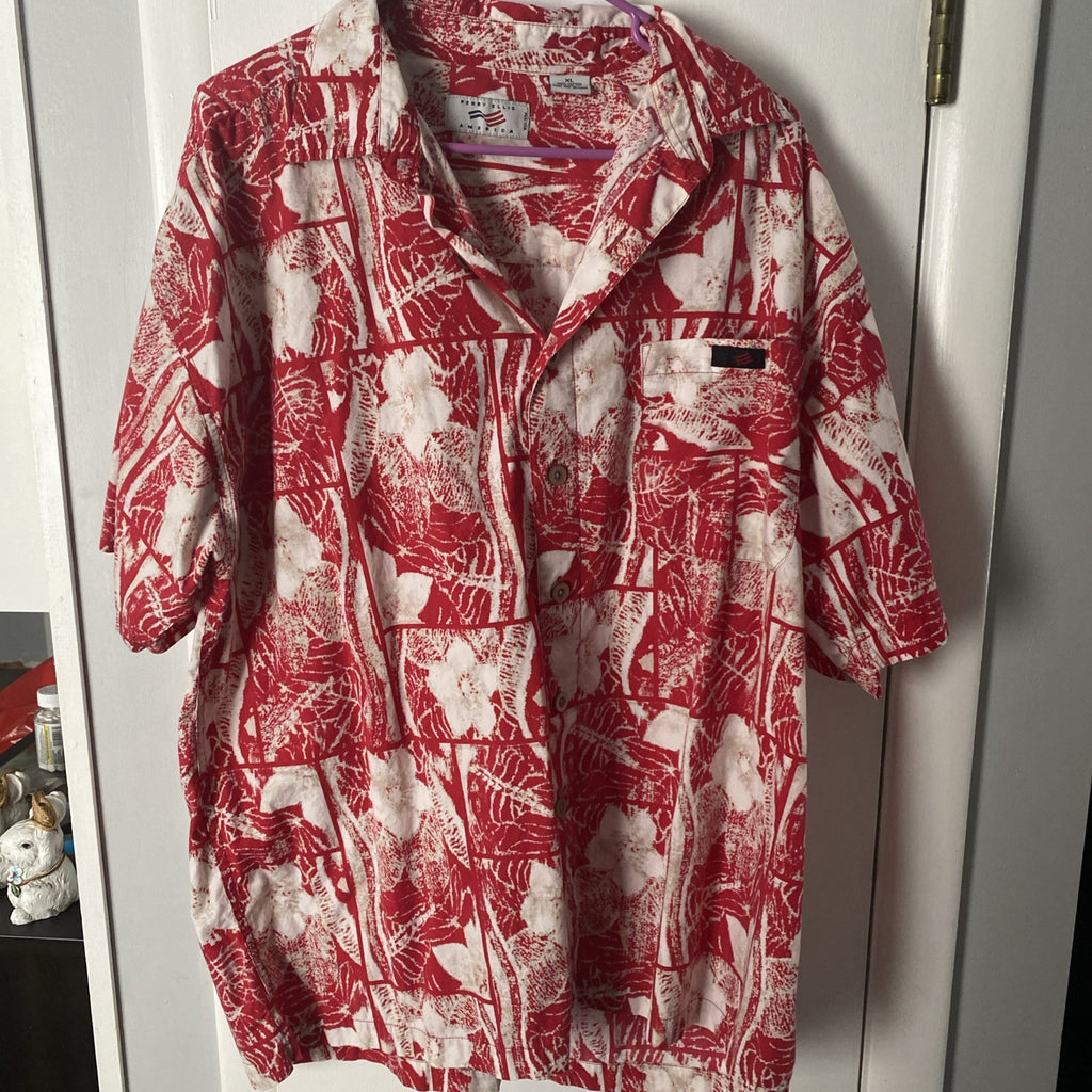 Perry Ellis extra large button-down short sleeve men’s shirt red and white Hawai