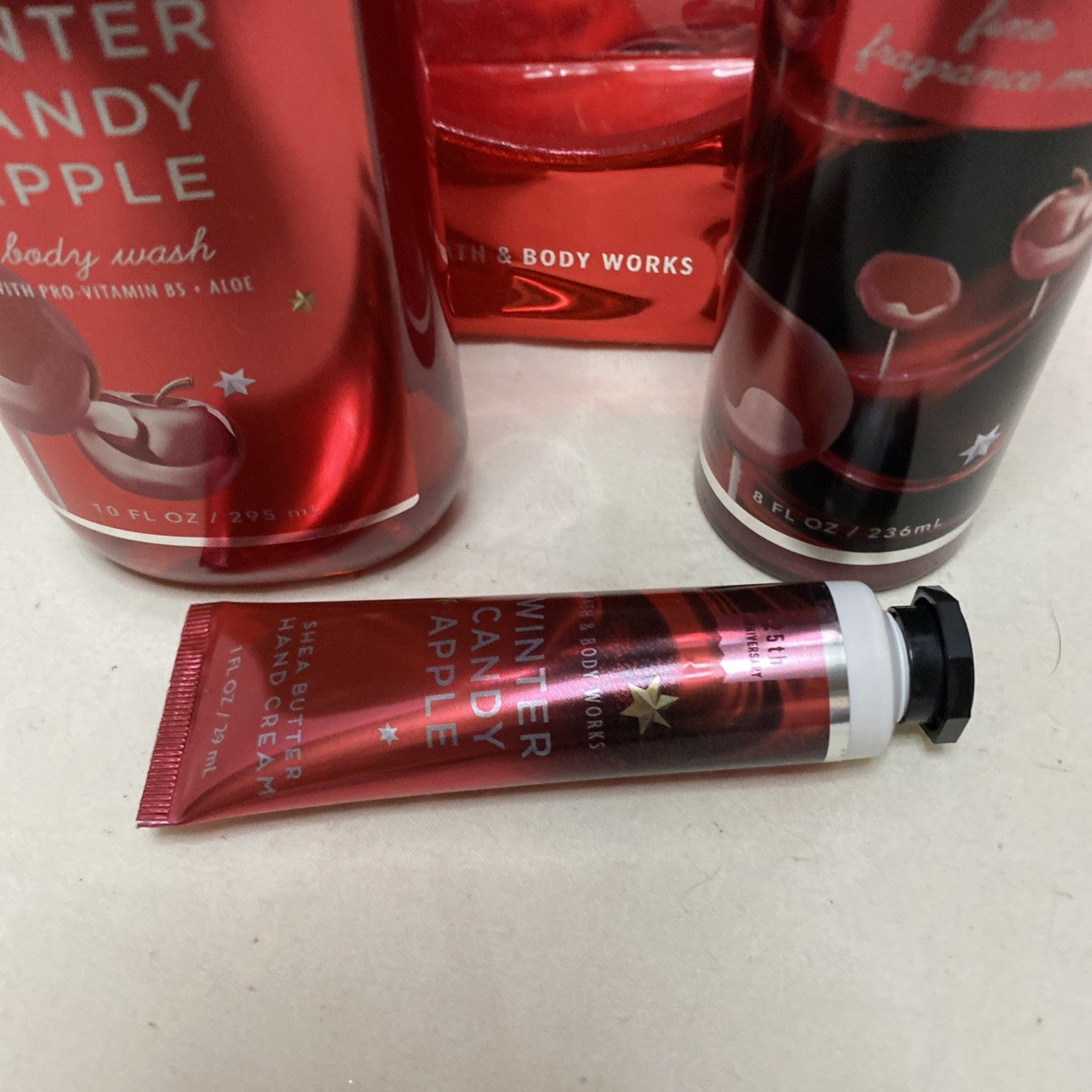 Bath & Body Works WINTER CANDY APPLE  Mist,Cream,Shower Gel & Bag SET
