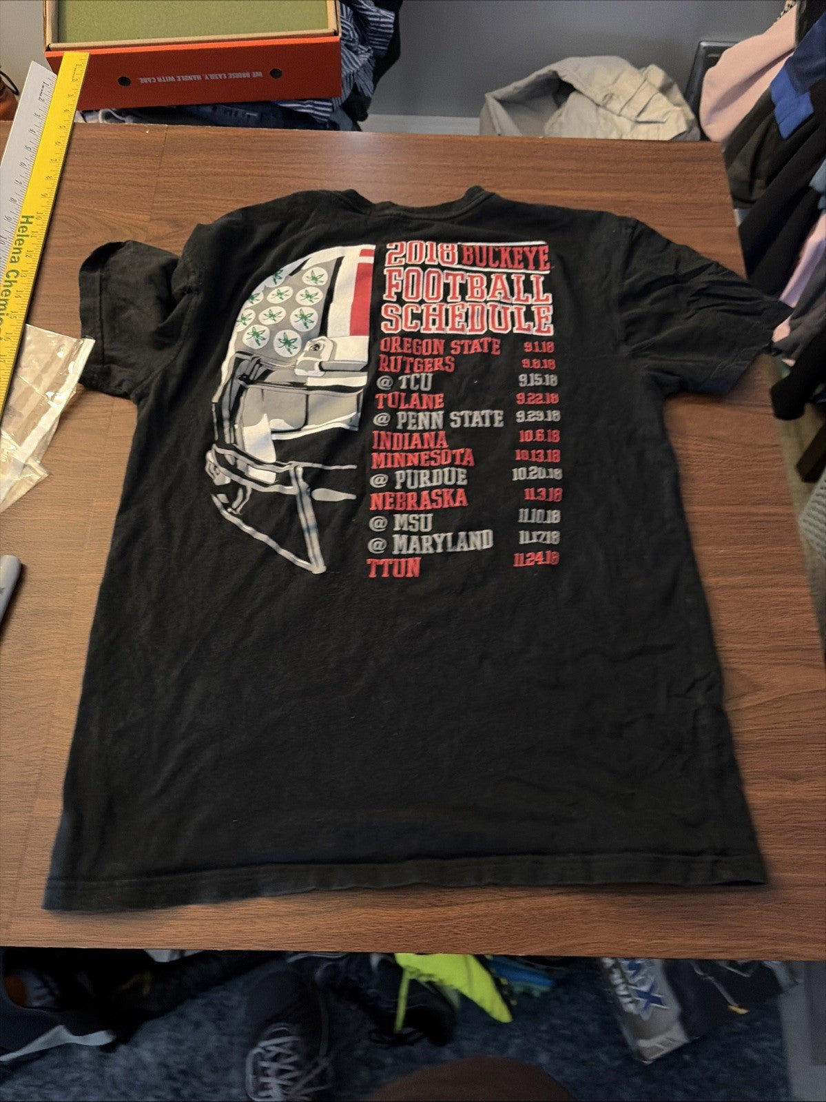 Ohio State University Buckeye Football Varsity T-Shirt Size Medium 2018 Schedule