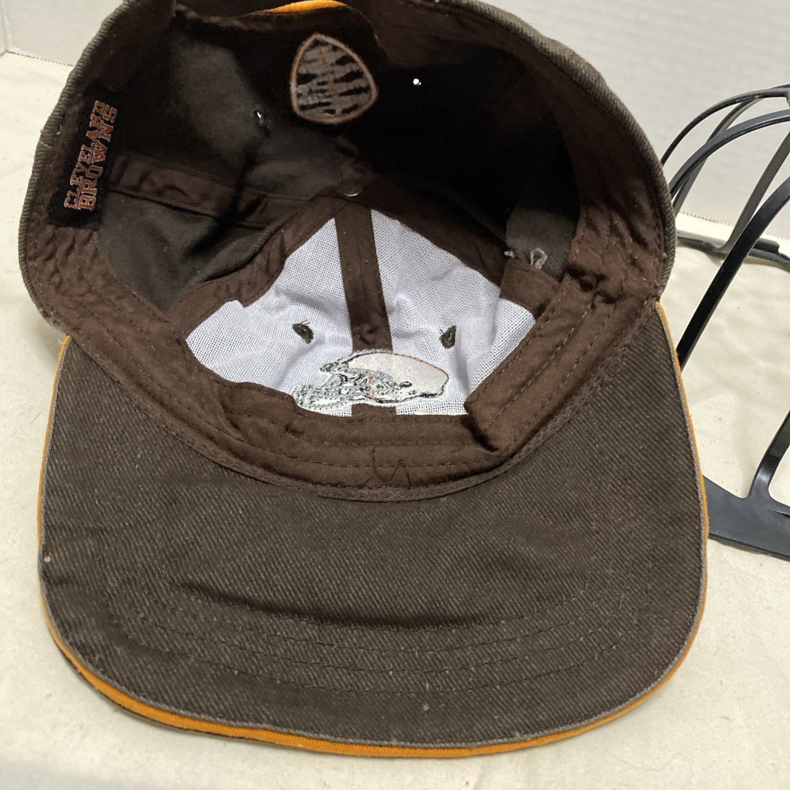Cleveland Browns NFL Season Ticket Holder Hat, Authentic 2010 Adjustable Cap