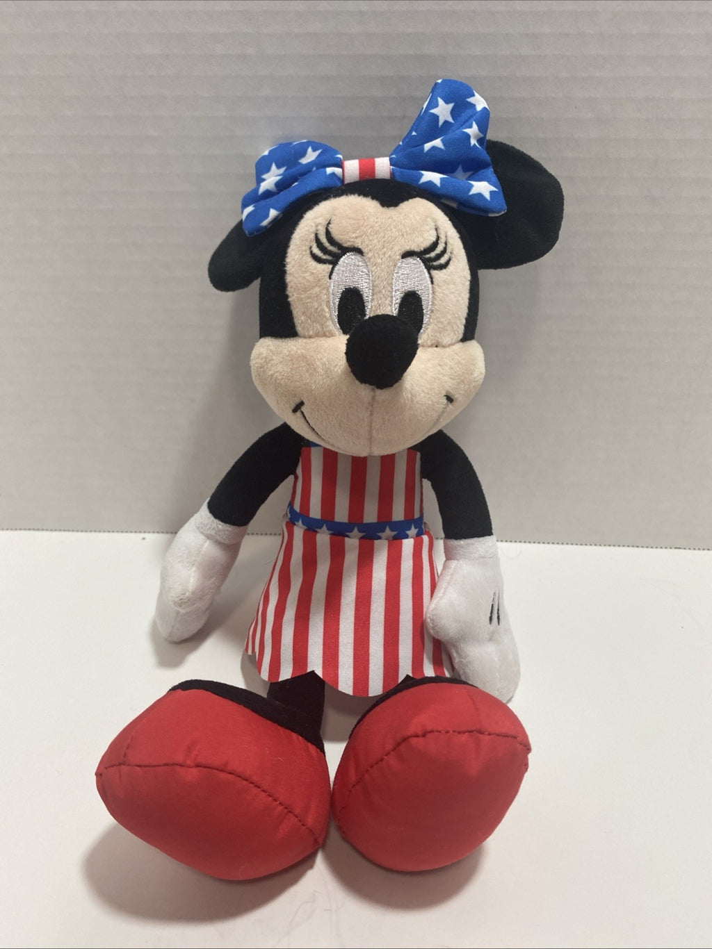 Disney Patriotic Bean Plush Minnie Mouse 9”