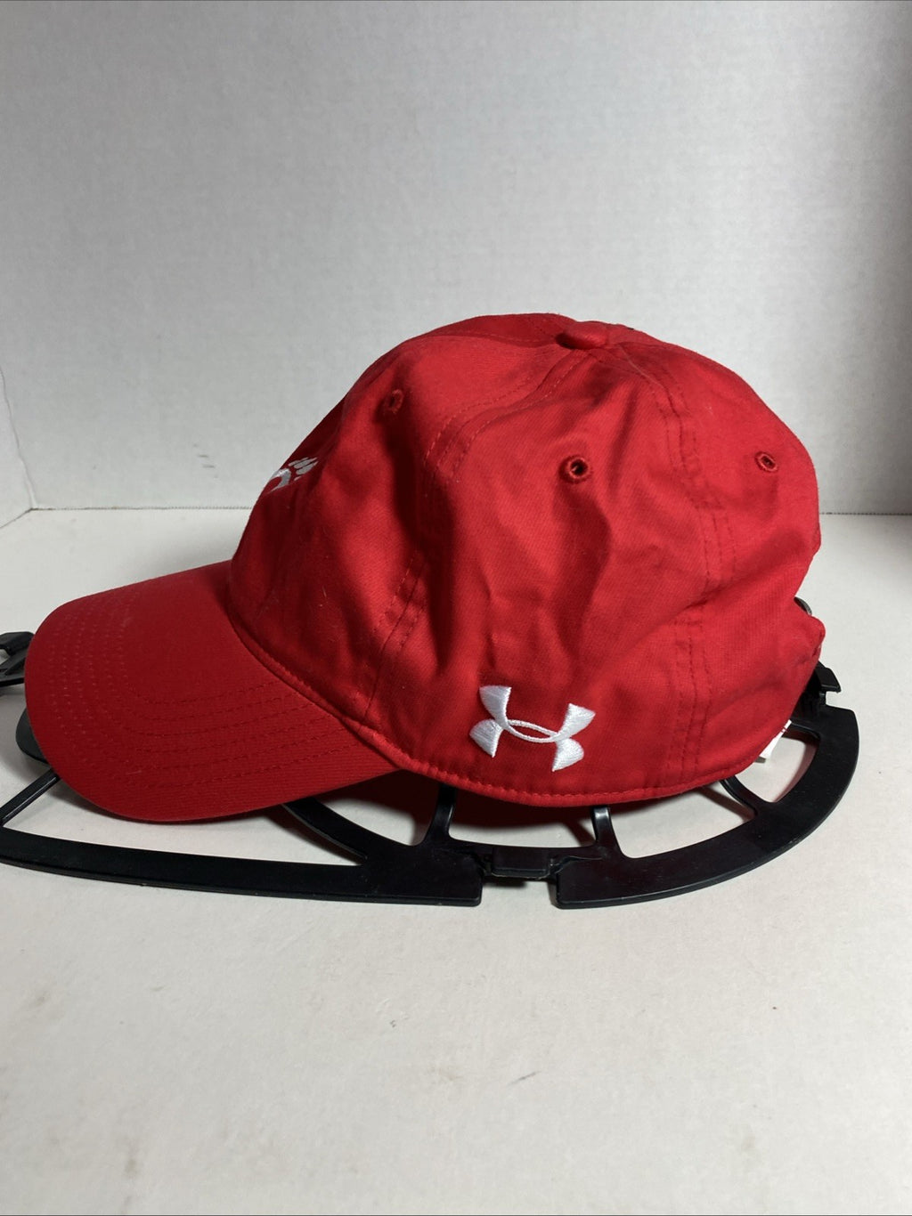 Under Armour Cincinnati Bearcats Adjustable Strap Red Hat