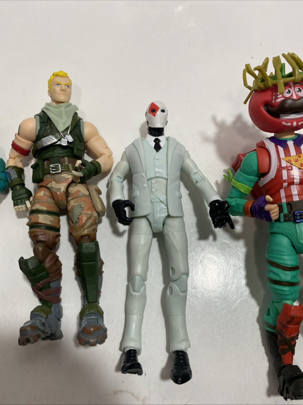 Fortnite Figure Lot of 5 Loose Video Game Epic With accessories. Please see pics