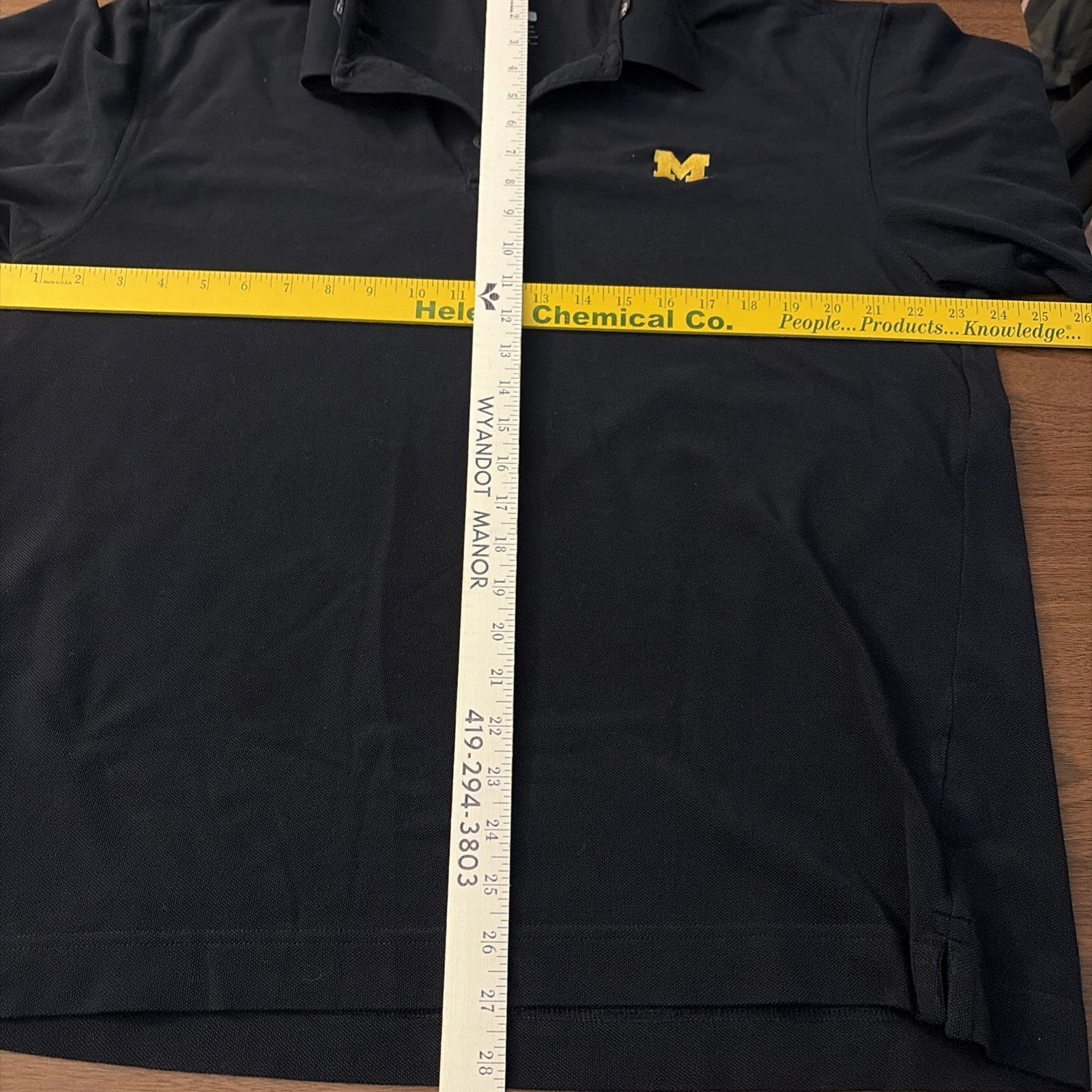 Cutter And Buck Men’s XL Dark Blue Michigan Wolverine Polo Shirt Short Sleeve