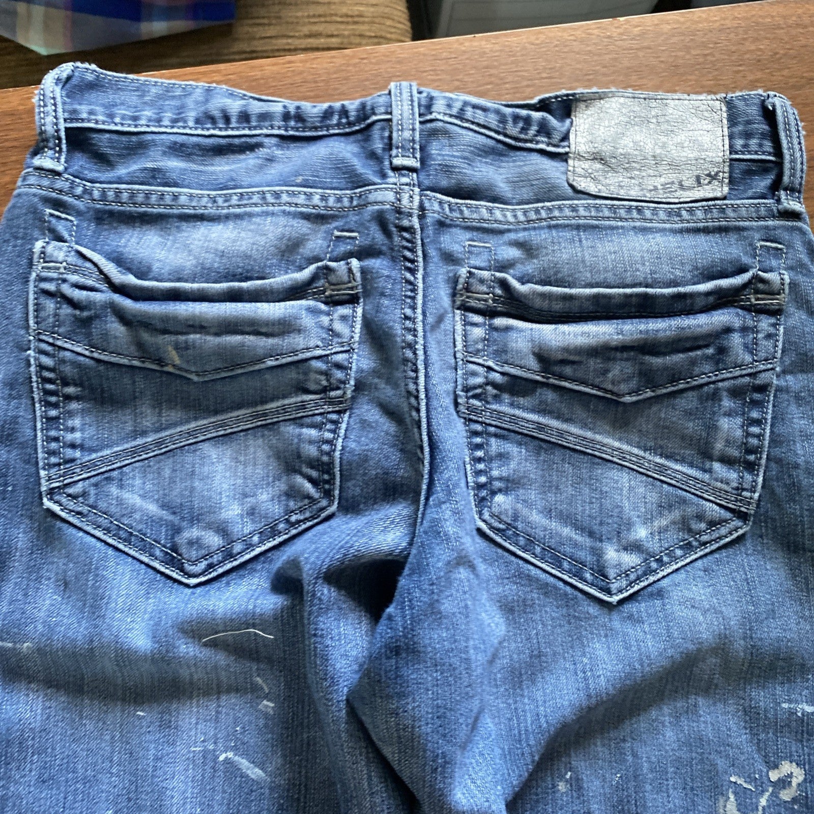 Helix Ladies Loose Straight Fit Jeans 30/32 Distressed Paint Jeans