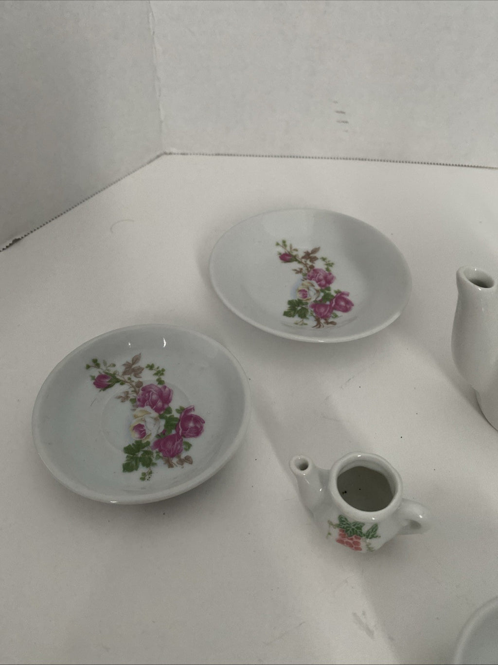 Vintage DOLLHOUSE MINIATURE Floral China Tea Set Mixed Lot