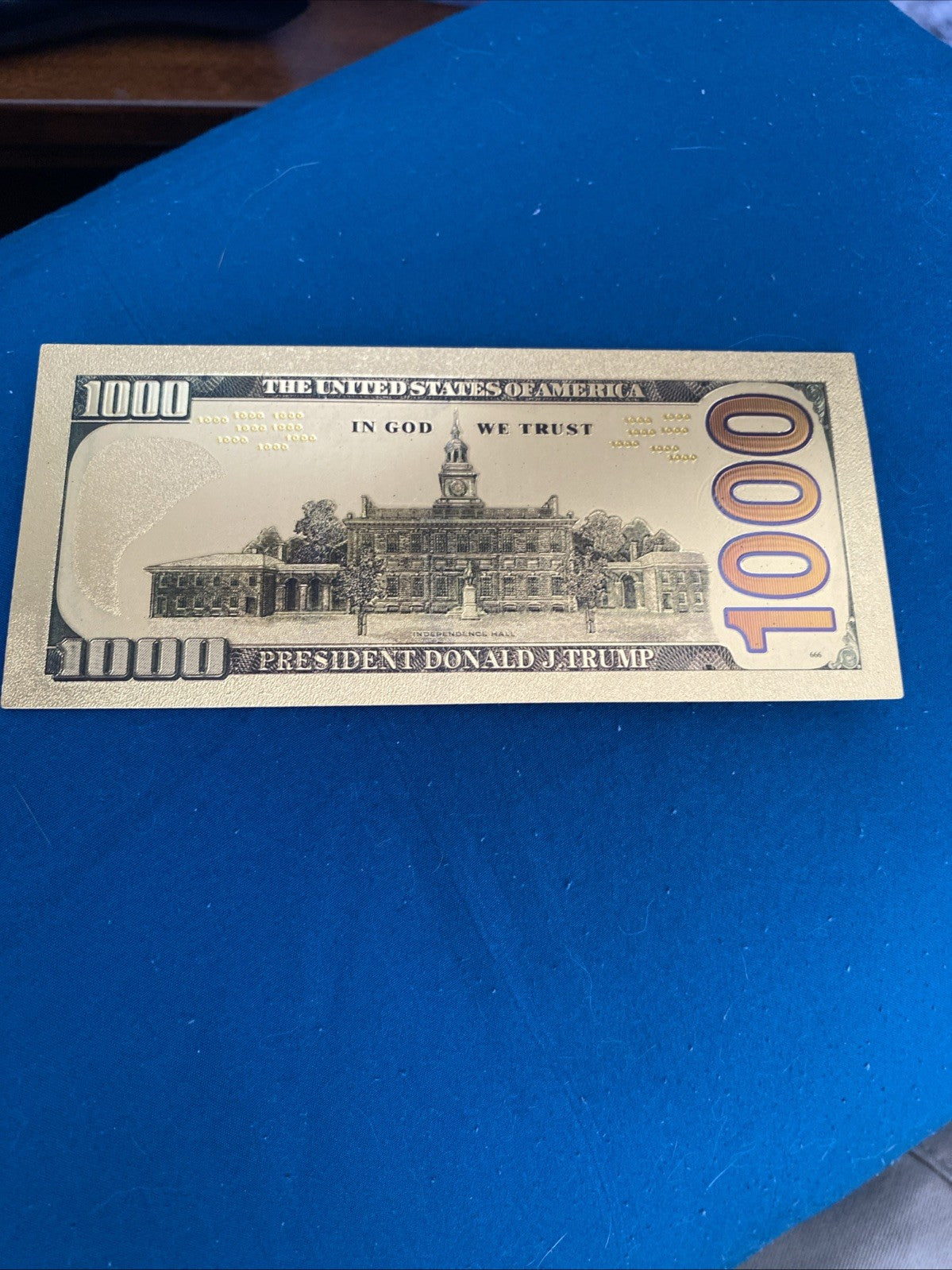 PRESIDENT DONALD TRUMP 1000 Dollar Bill Novelty Banknote Gold Foil