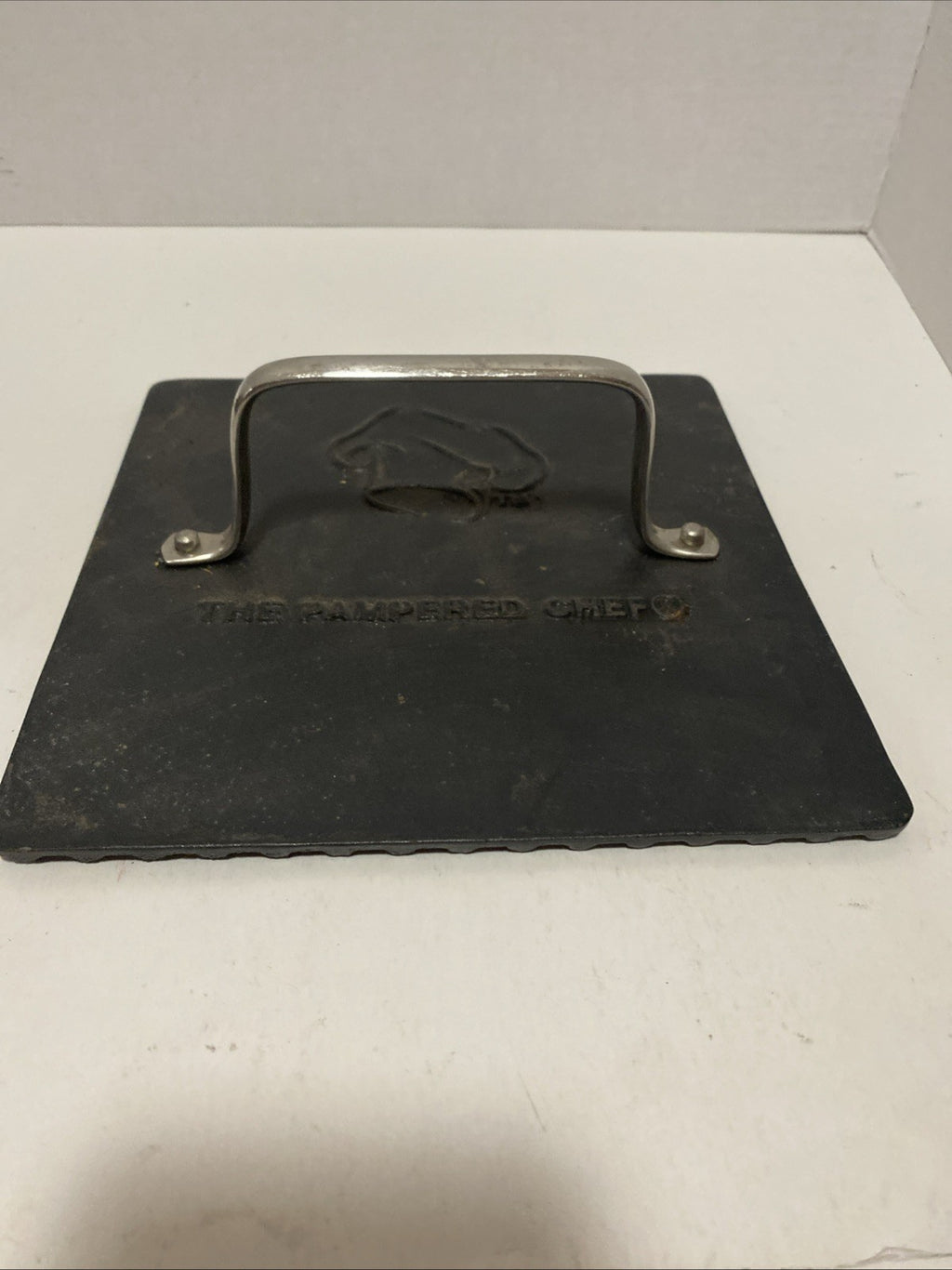 Pampered Chef Cast Iron Grill Pan Heavy Press Panini Burger Bacon 8.5" square