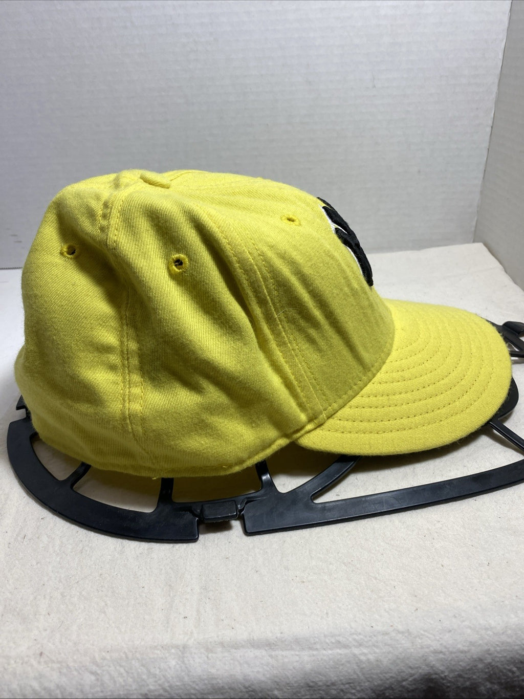New Era 59fifty Fitted 7-3/8 New York Yankees Yellow Ball Cap