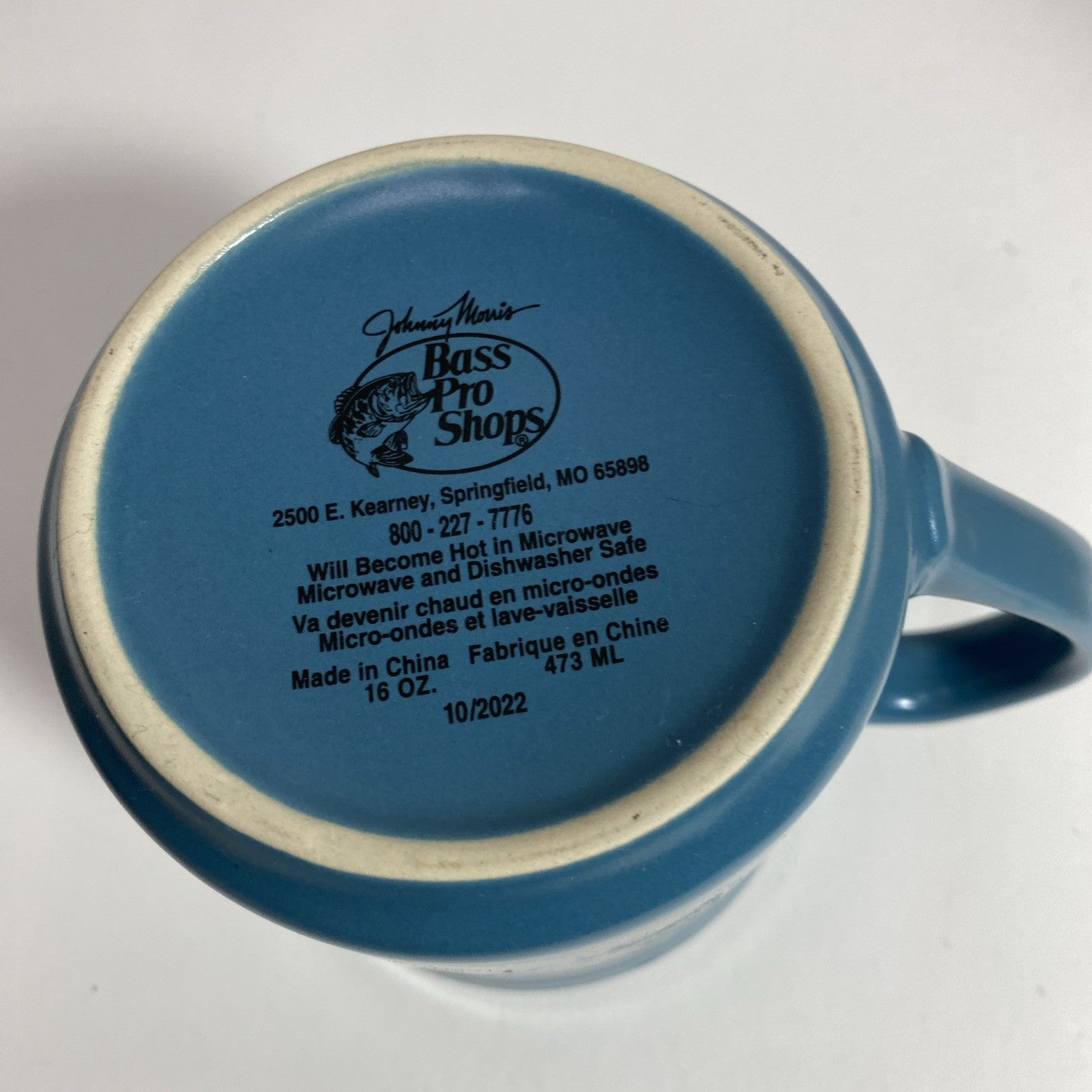 Bass Pro Shops Blue Ceramic Coffee Mug with Jumping Fish Artwork 16oz
