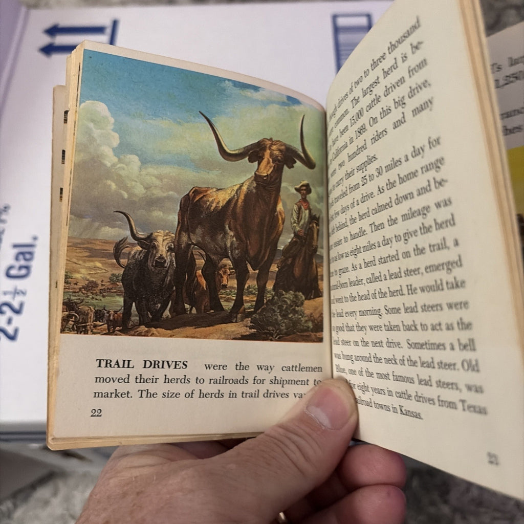 COWBOYS - Jay Clark - QUIZ-ME JUNIOR GOLDEN GUIDE - 1964 - COLOR & B&W PICTURES