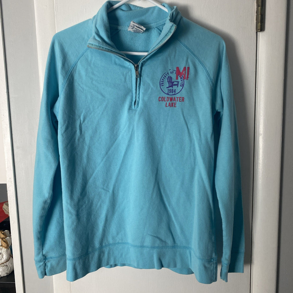 Camp David size medium women’s light blue long sleeve sweat top 1/4 zip