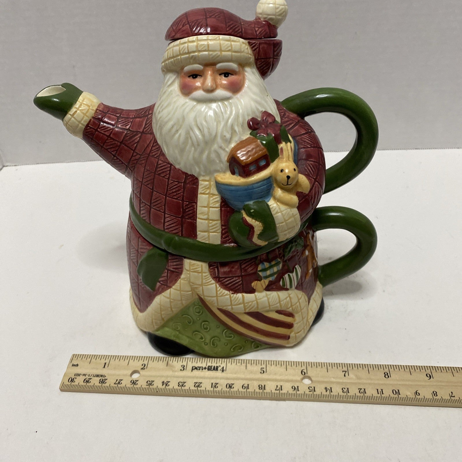 Susan Winget Certified International Company Stacking  Santa Teapot and Mug/ Cup
