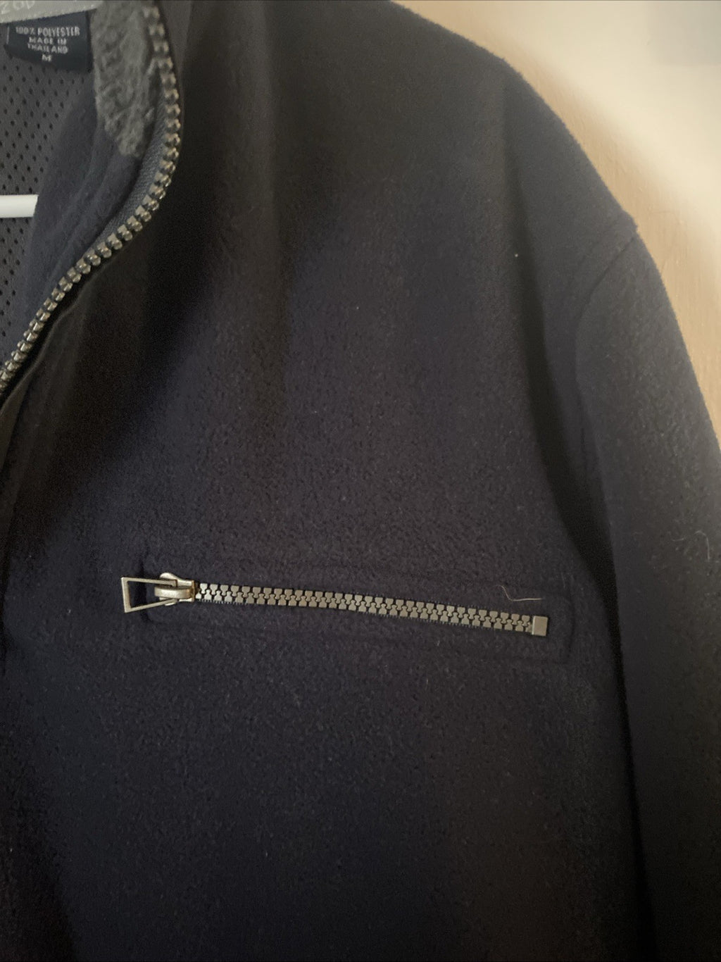 IZOD PULLOVER SWEATSHIRT men's size medium Navy Blue 1/4 zip long sleeve