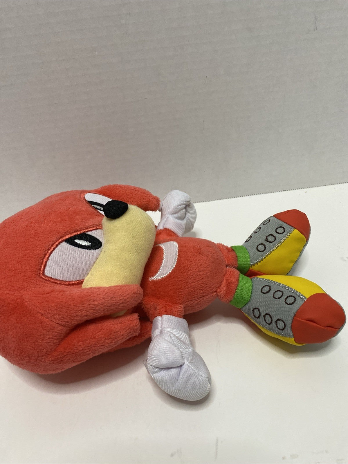 #N7- Sega Sonic The Hedgehog Knuckles 8" Plush Jakks Pacific Stuffed Toy