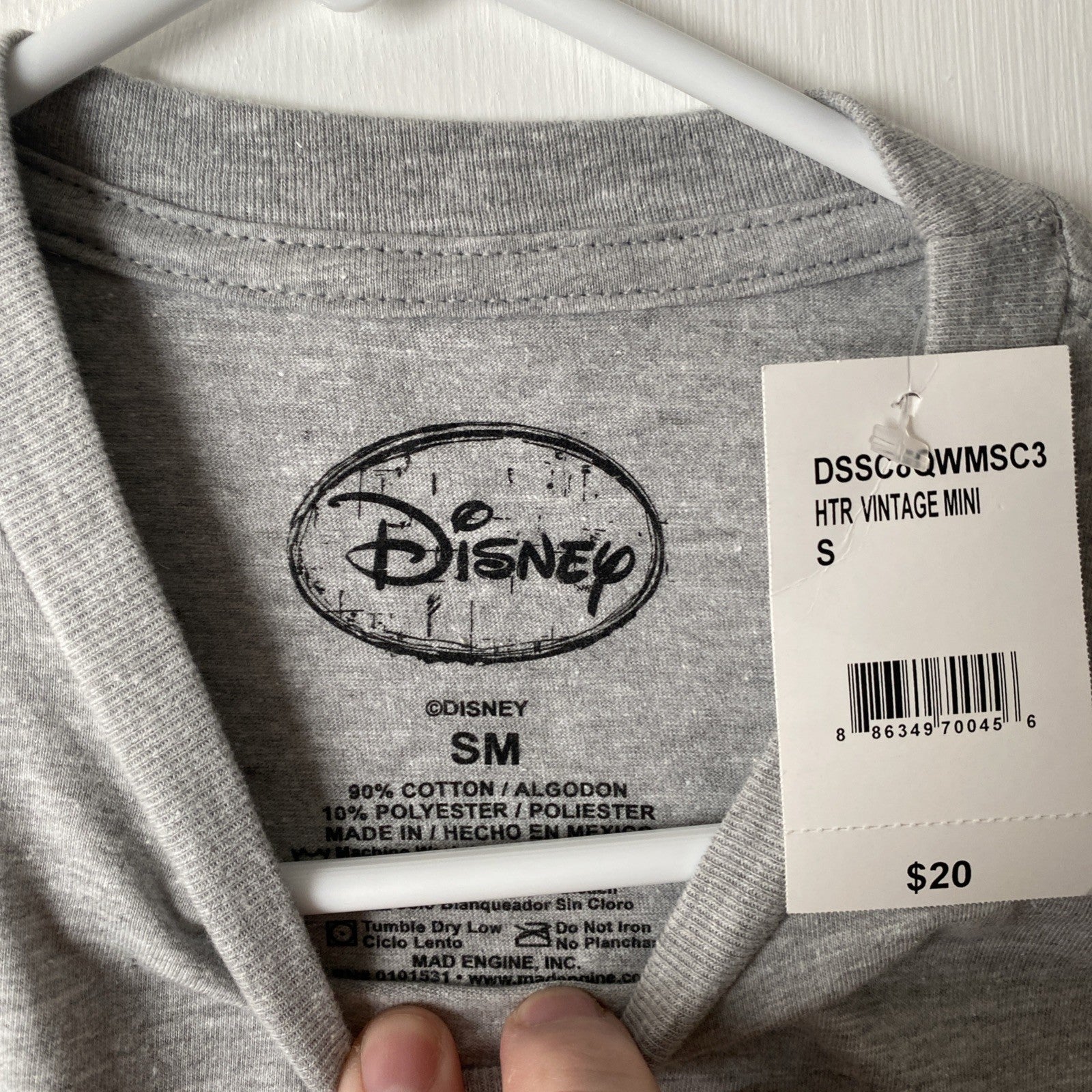 Disney Minie Mouse T-Shirt, Size S