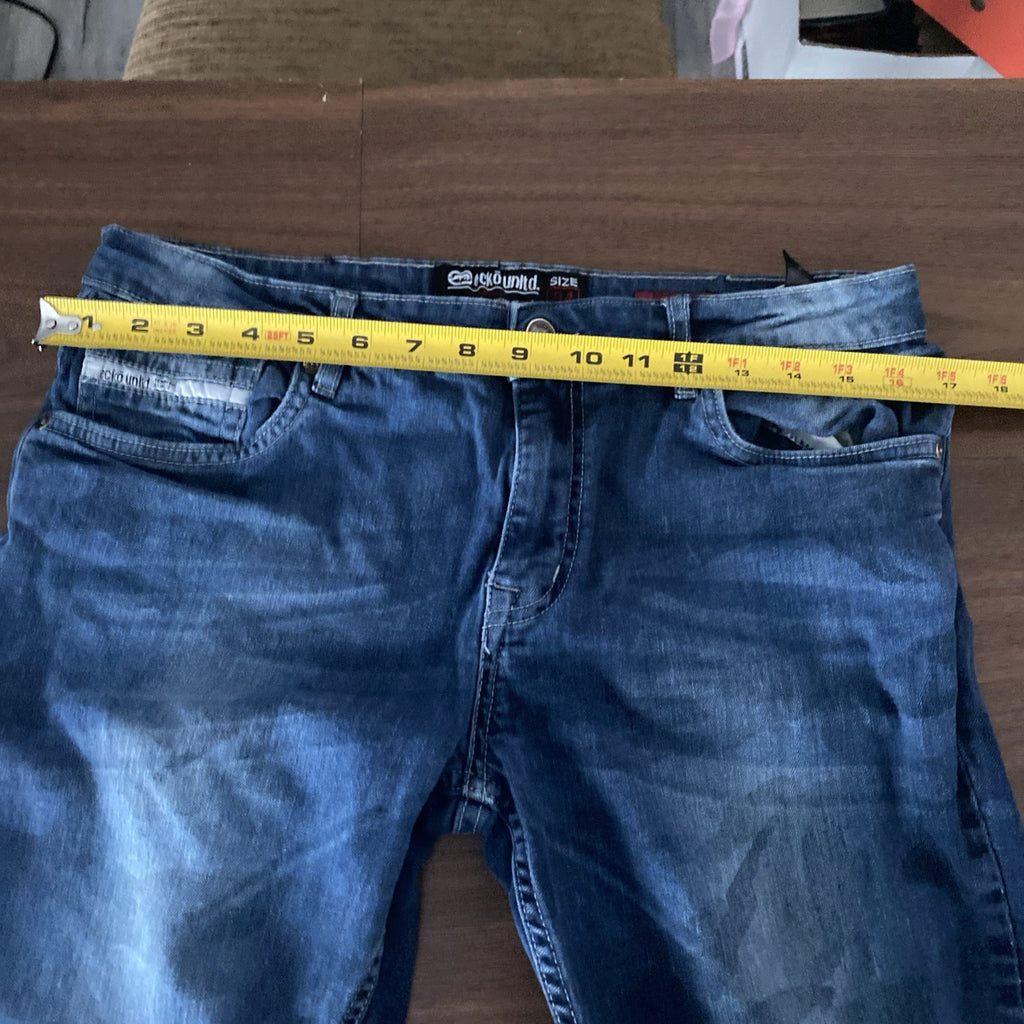 Echo unlimited size 34 skinny jeans black patch stressed jeans