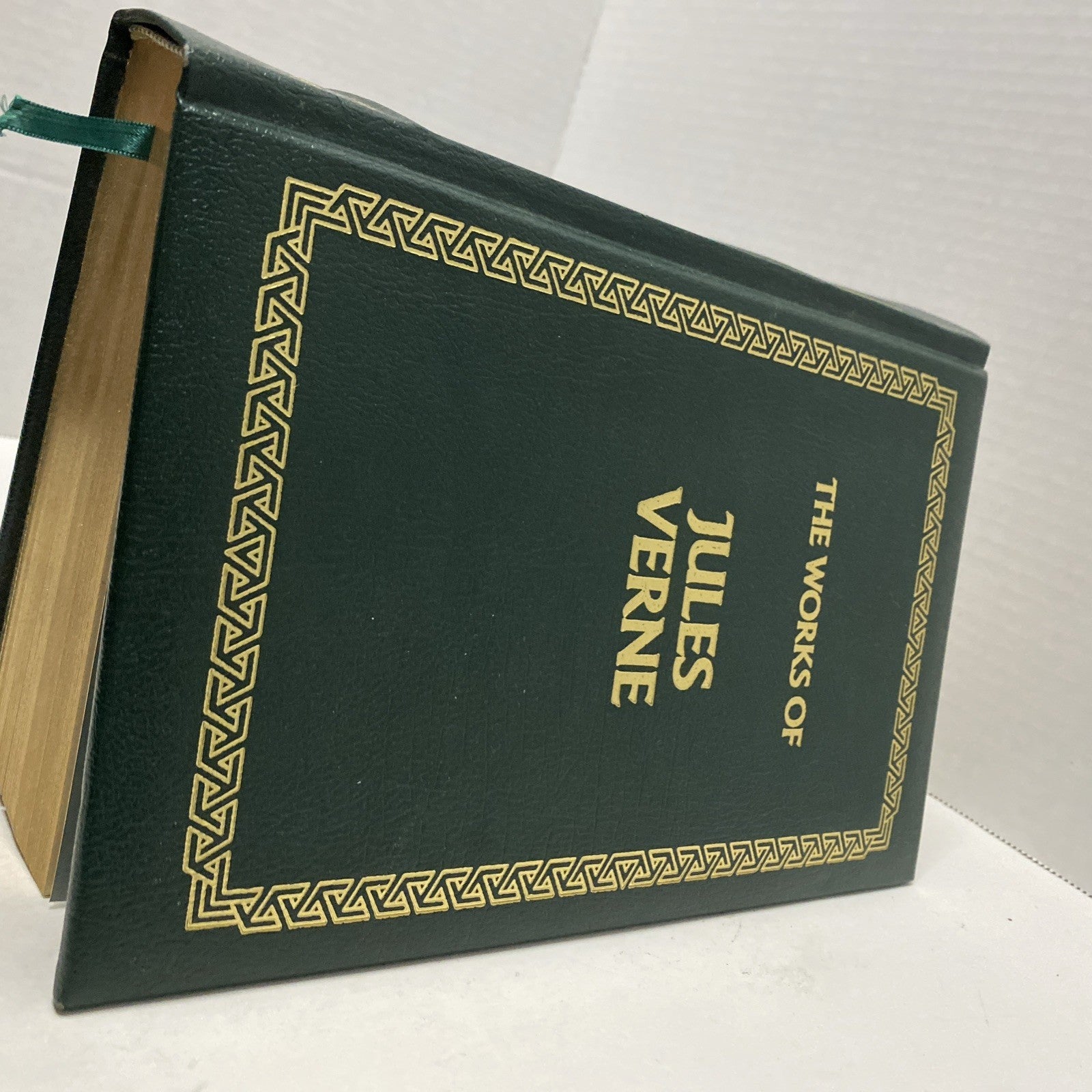 The Works Of Jules Verne Longmeadow Press Leatherette HC 1993 20,000 Leagues