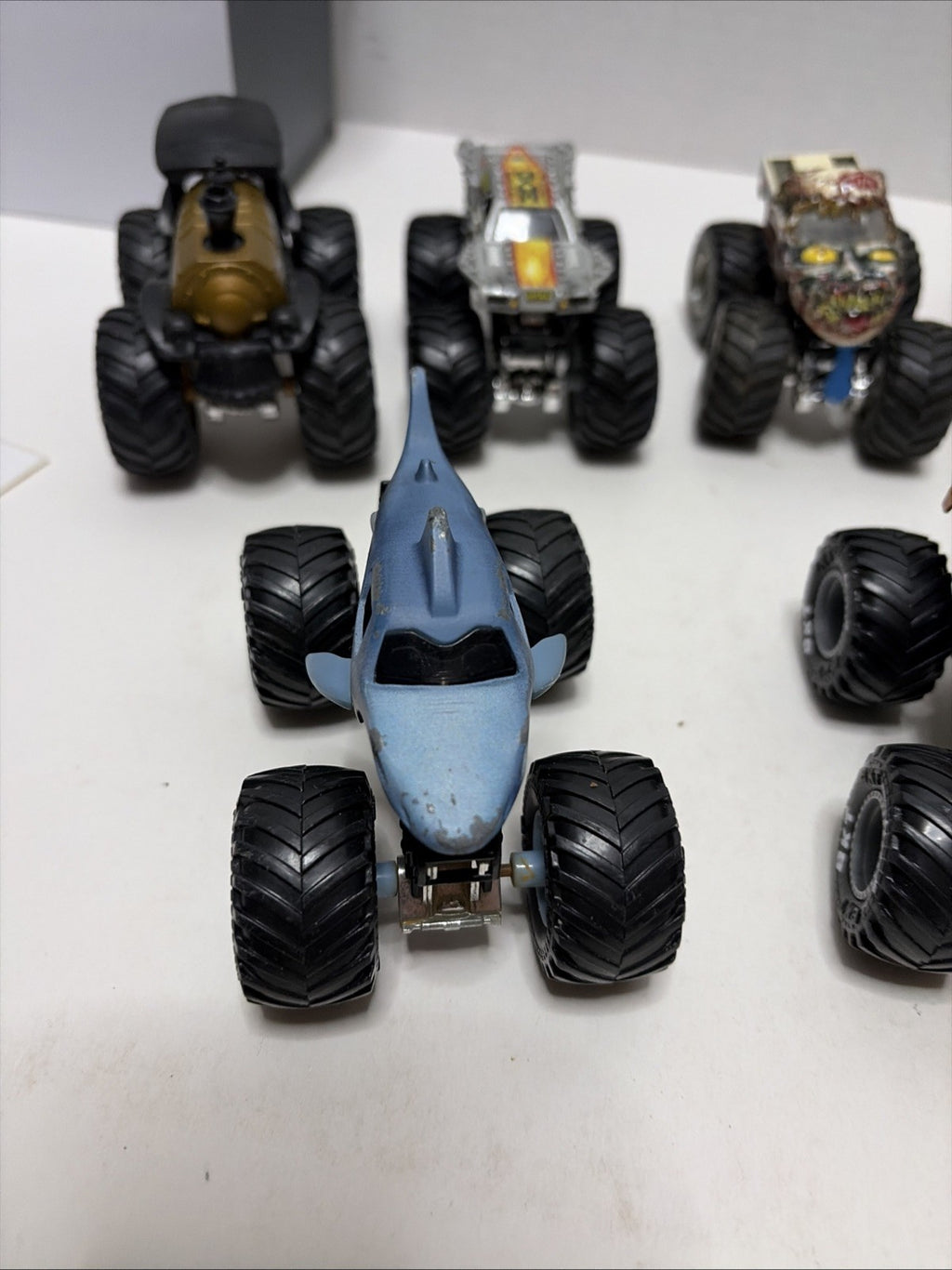 Monster Jam Lot Of 8 Diecast 1:64 Scale Monster Trucks