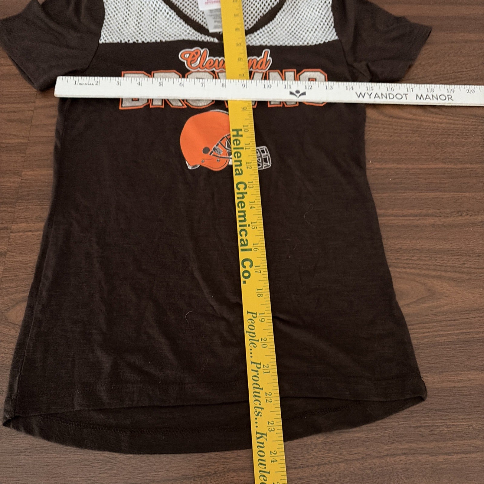 NFL Teens Apparel Medium 7/9 Cleveland Brown Mesh Shoulder Short Sleeve Shirt