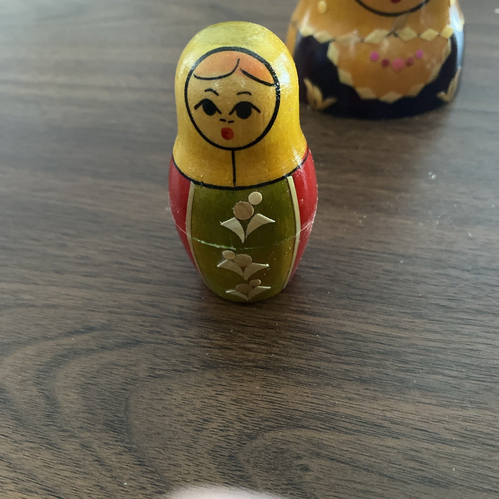 Antique Vintage Russian Nesting Dolls Set Of 9