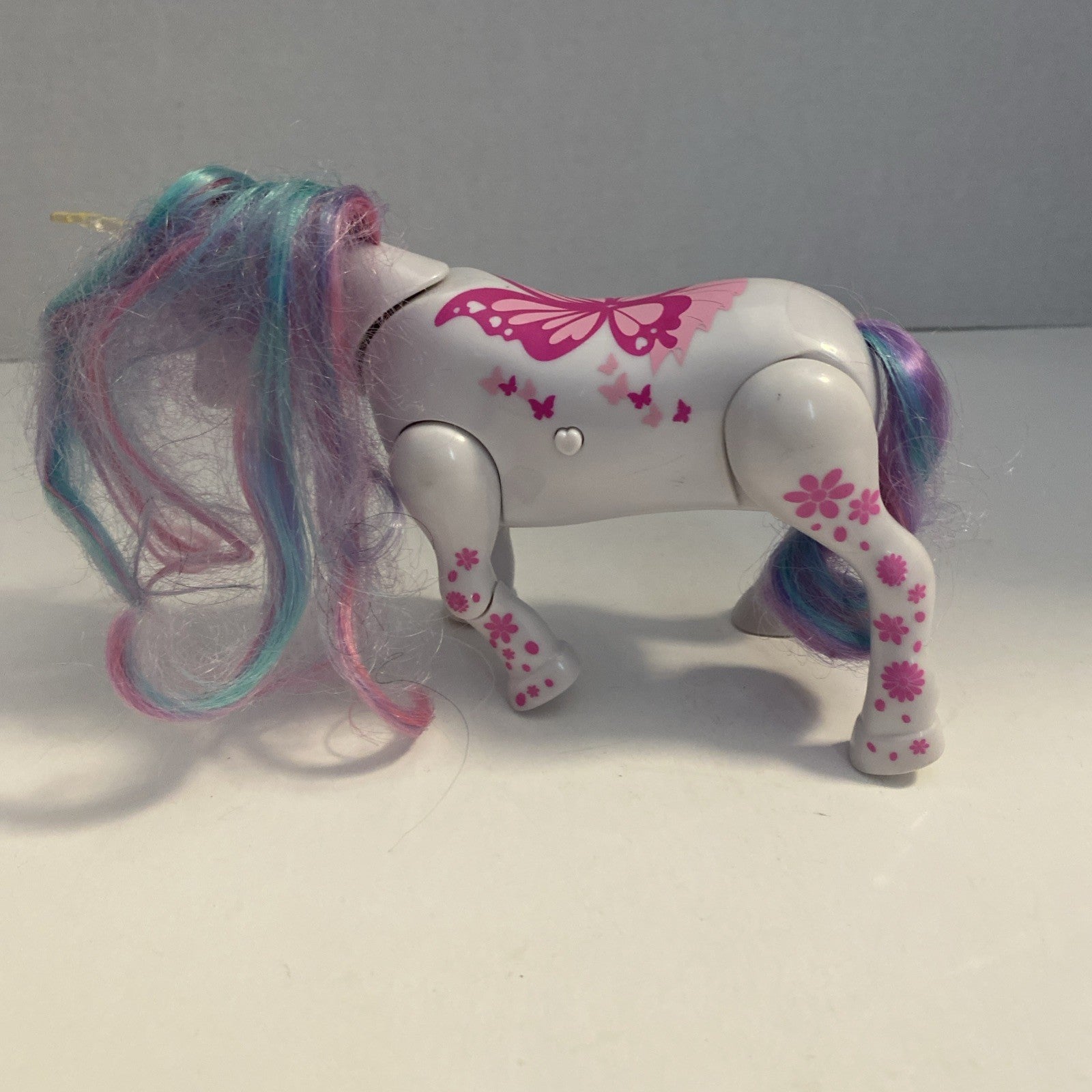 Unicorn rainbow  Horse Figure white pink butterflies lights working movement