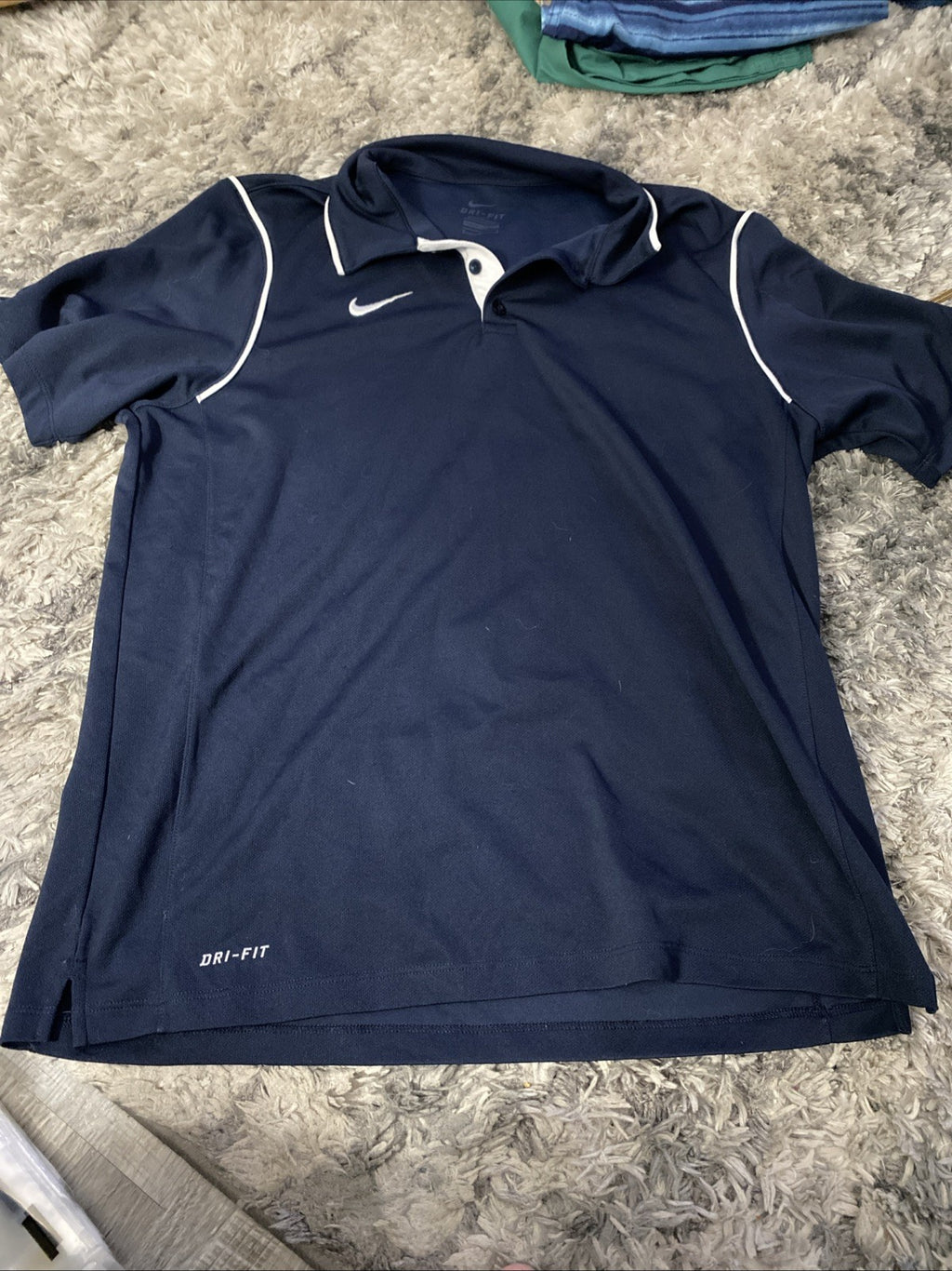 Nike dry fit adult medium short sleeved polo dark blue