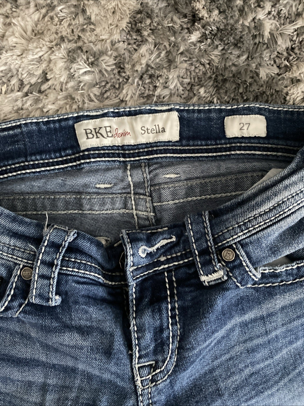 BKE Buckle  Stella Skinny Women’s Jeans Size 27L x 22 Cut Off