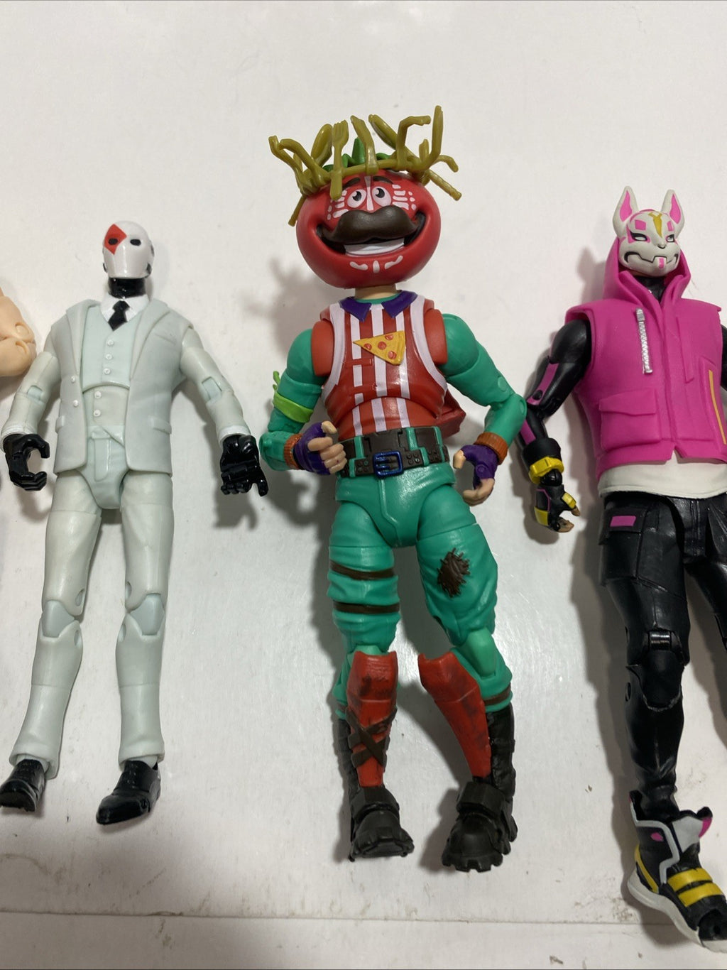 Fortnite Figure Lot of 5 Loose Video Game Epic With accessories. Please see pics