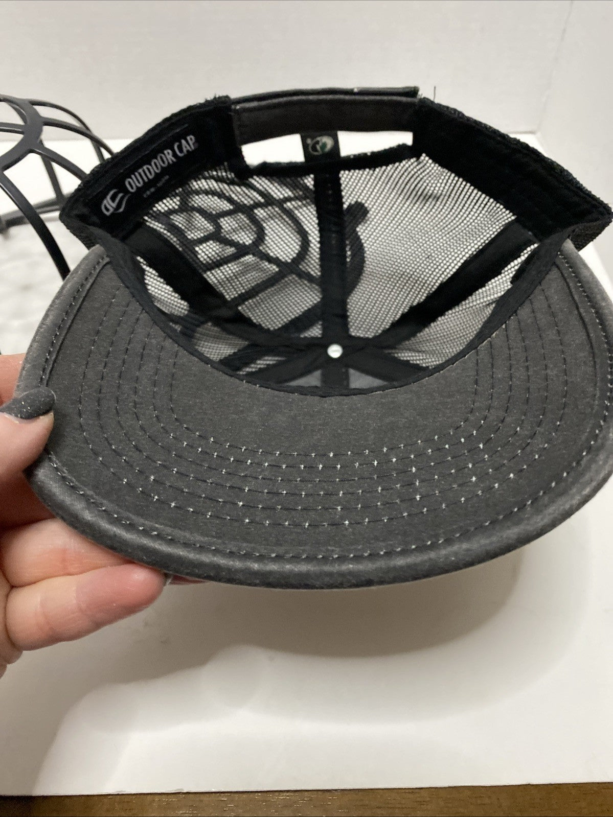 BBB  Leather Patch Logo W Cameo  Hat Cap Snapback Mesh Back Adjustable