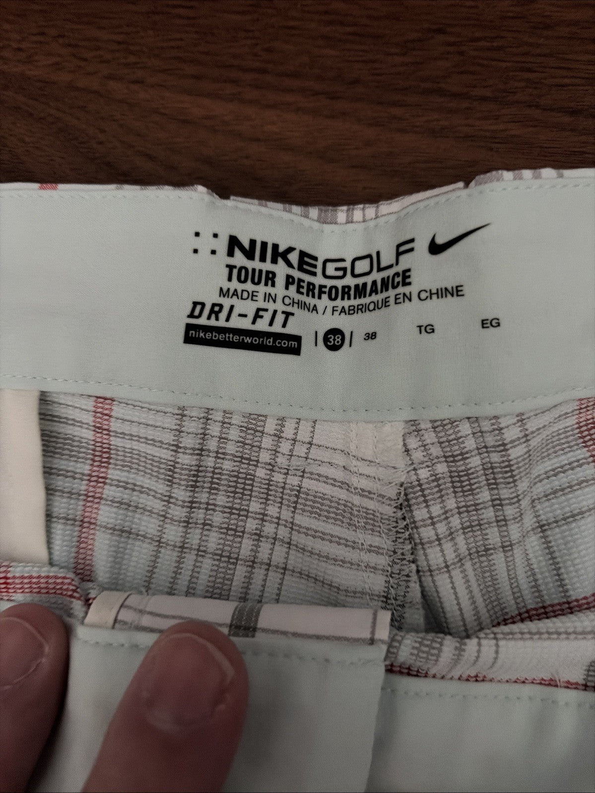 Nike Golf Men’s Plaid Shorts Size 38
