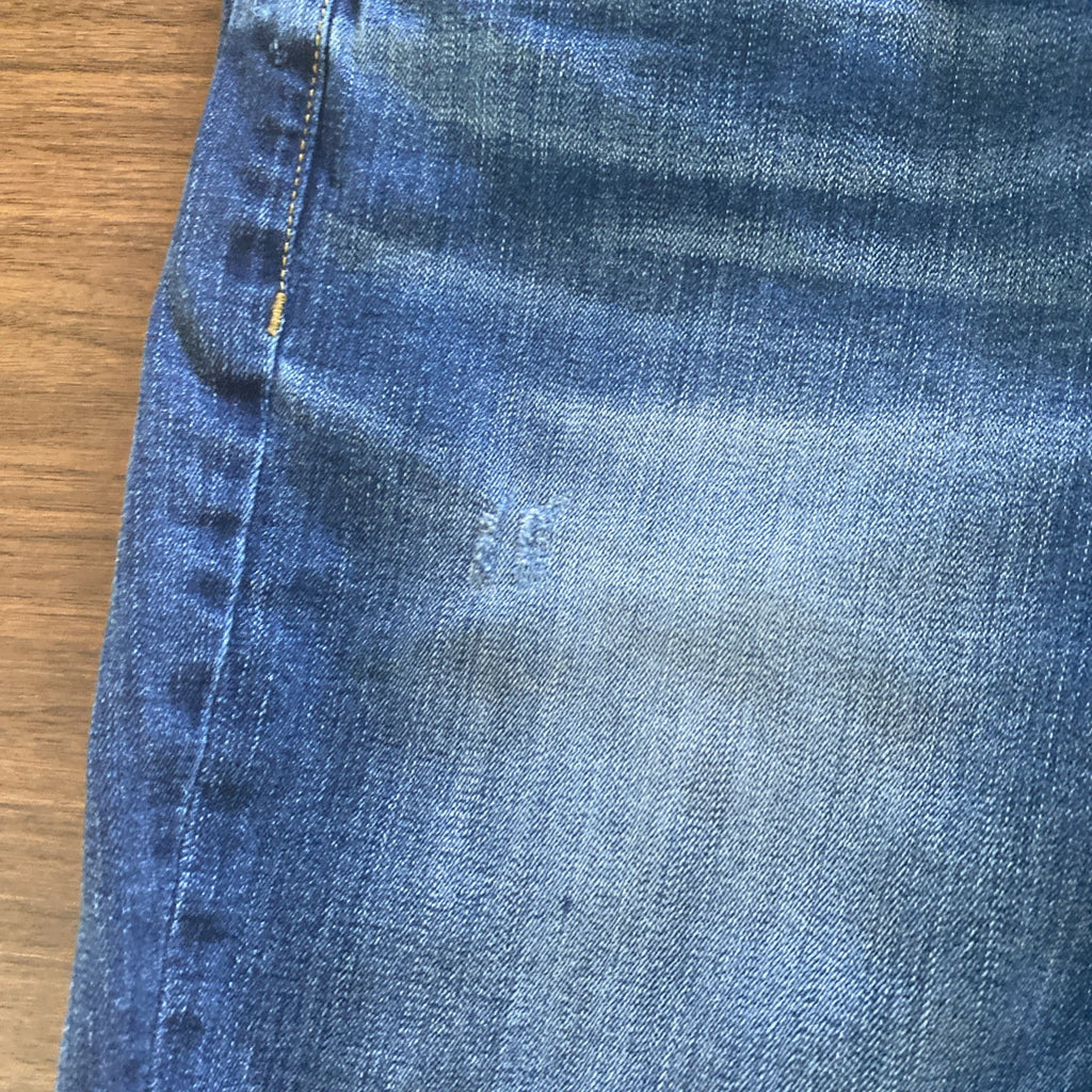 Maurices Jeans Womens 9/10 Blue Medium Wash Slim Straight Leg Distressed