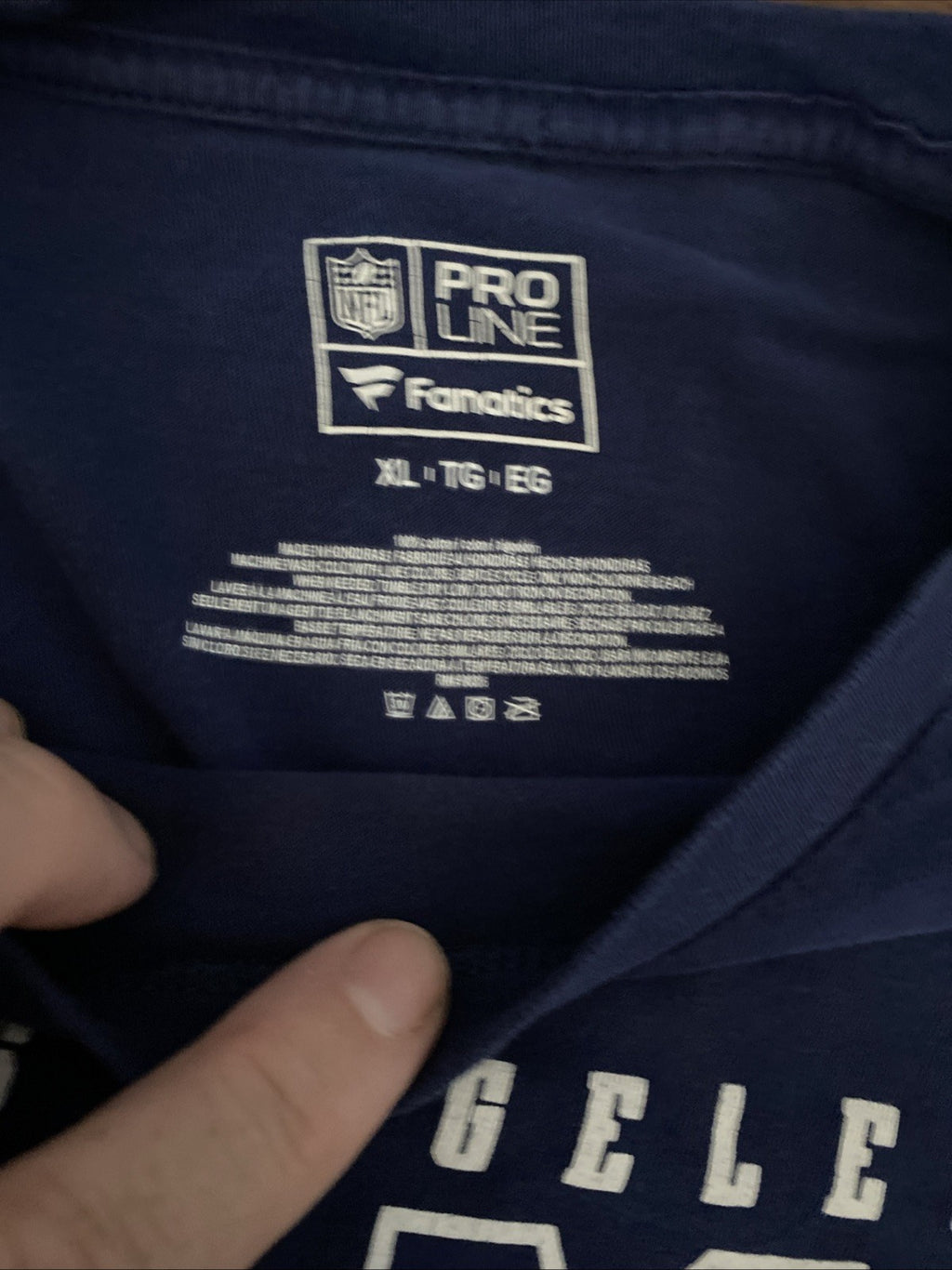 Pro line fanatics extra large Los Angeles Rams long sleeve T-shirt blue