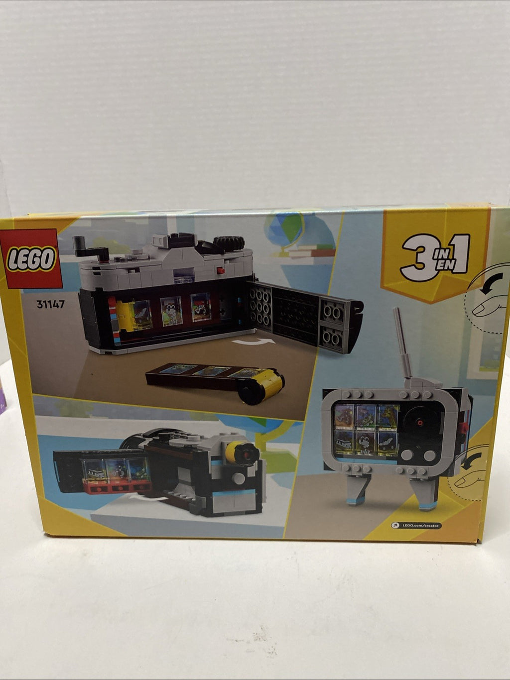 Lego Creator  #31147 3 In 1 Retro Camera 261 Pieces Video Camcorder TV  Sealed