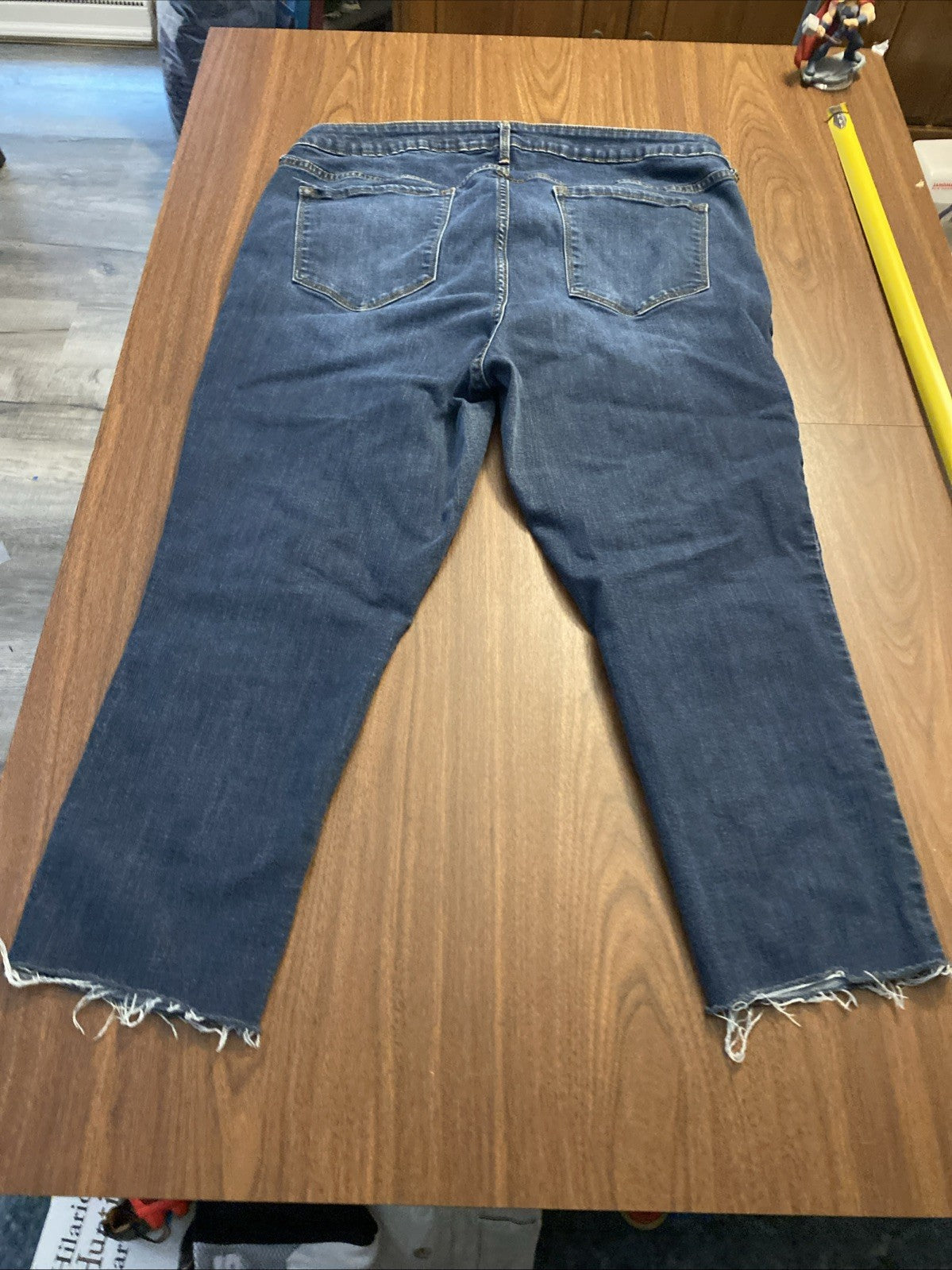 Old Navy-High-Waisted O.G. Straight Ripped Cut-Off Jeans-Women’s Size: 20