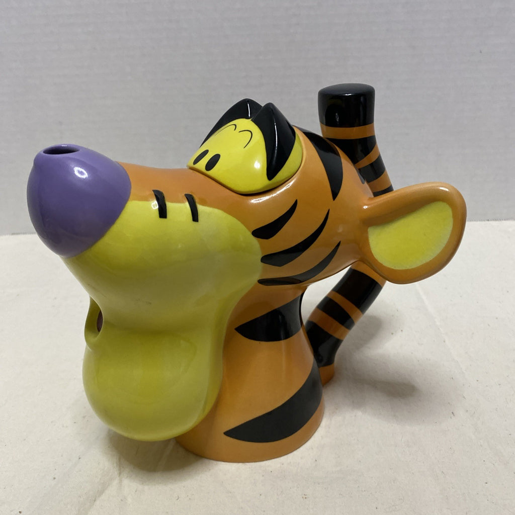 VTG DISNEY CHARACTER SHOWCASE TIGGER'S HEAD TEAPOT 2001 Limited Edition