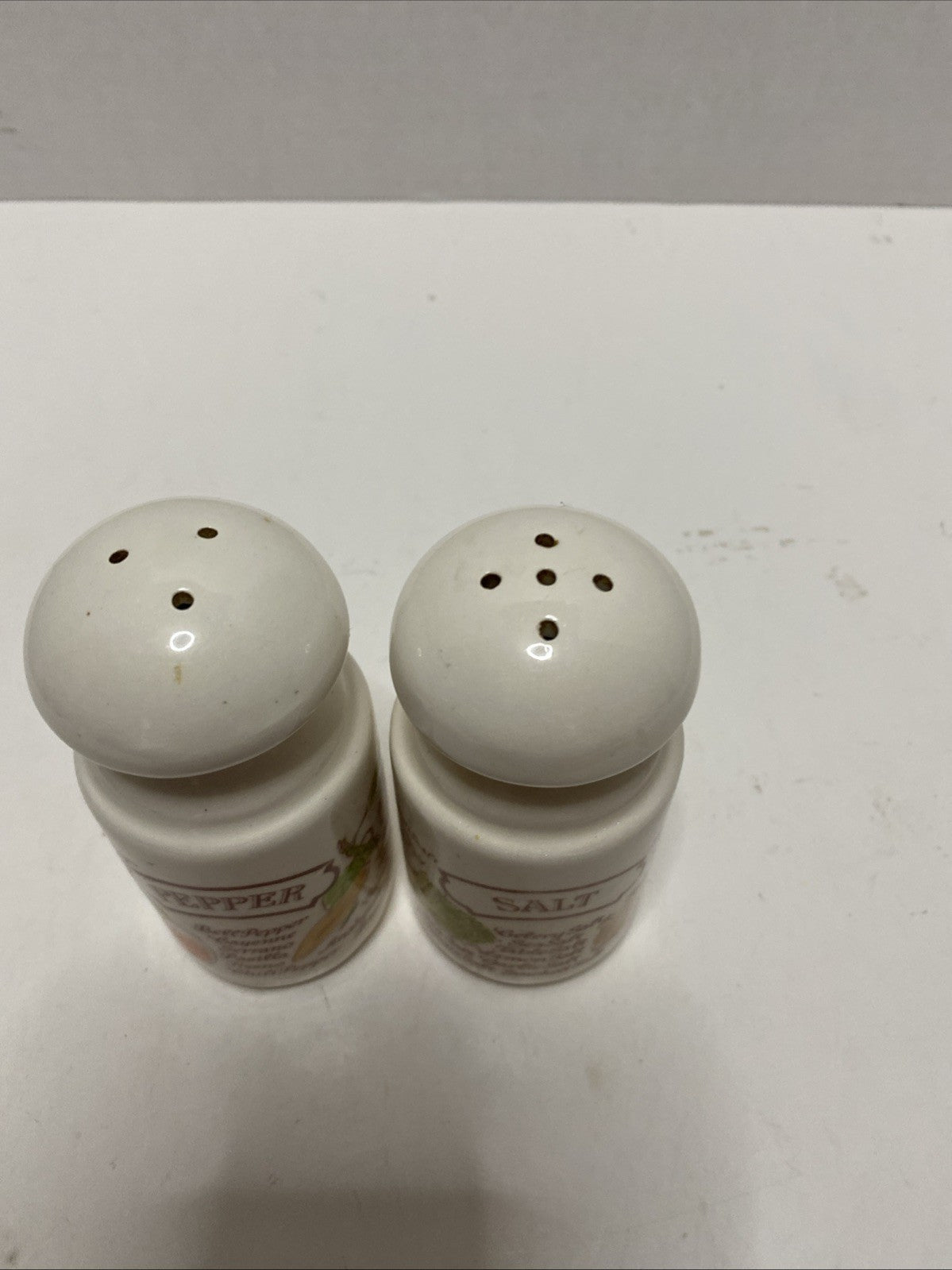 Vintage 1980's Avon Country & Herb Motif Salt and Pepper Shakers