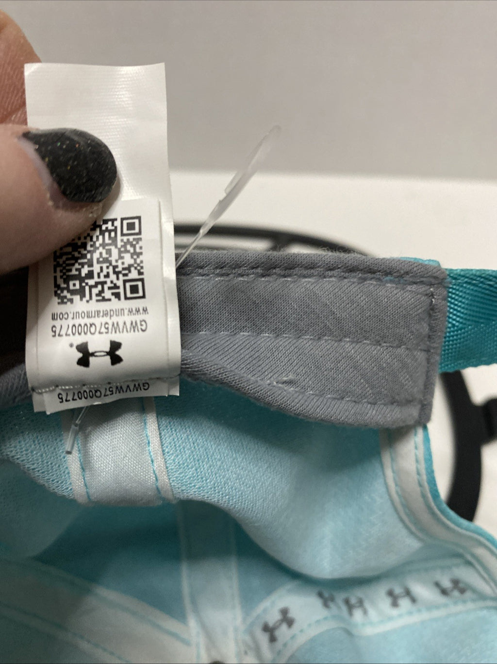 UNDER ARMOUR hat lightweight Turquoise adjustable cap white logo -