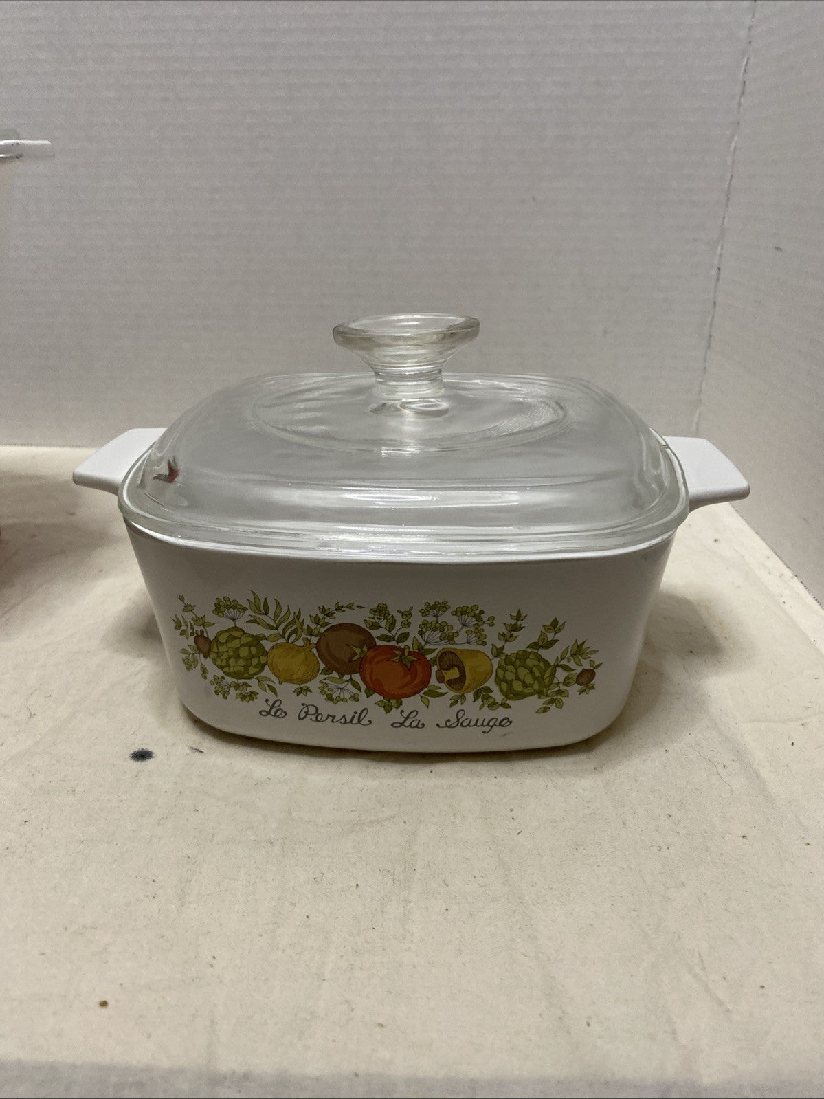 Corning Ware Le Persil La Sauge Spice of Life 1.5 Qt. Casserole