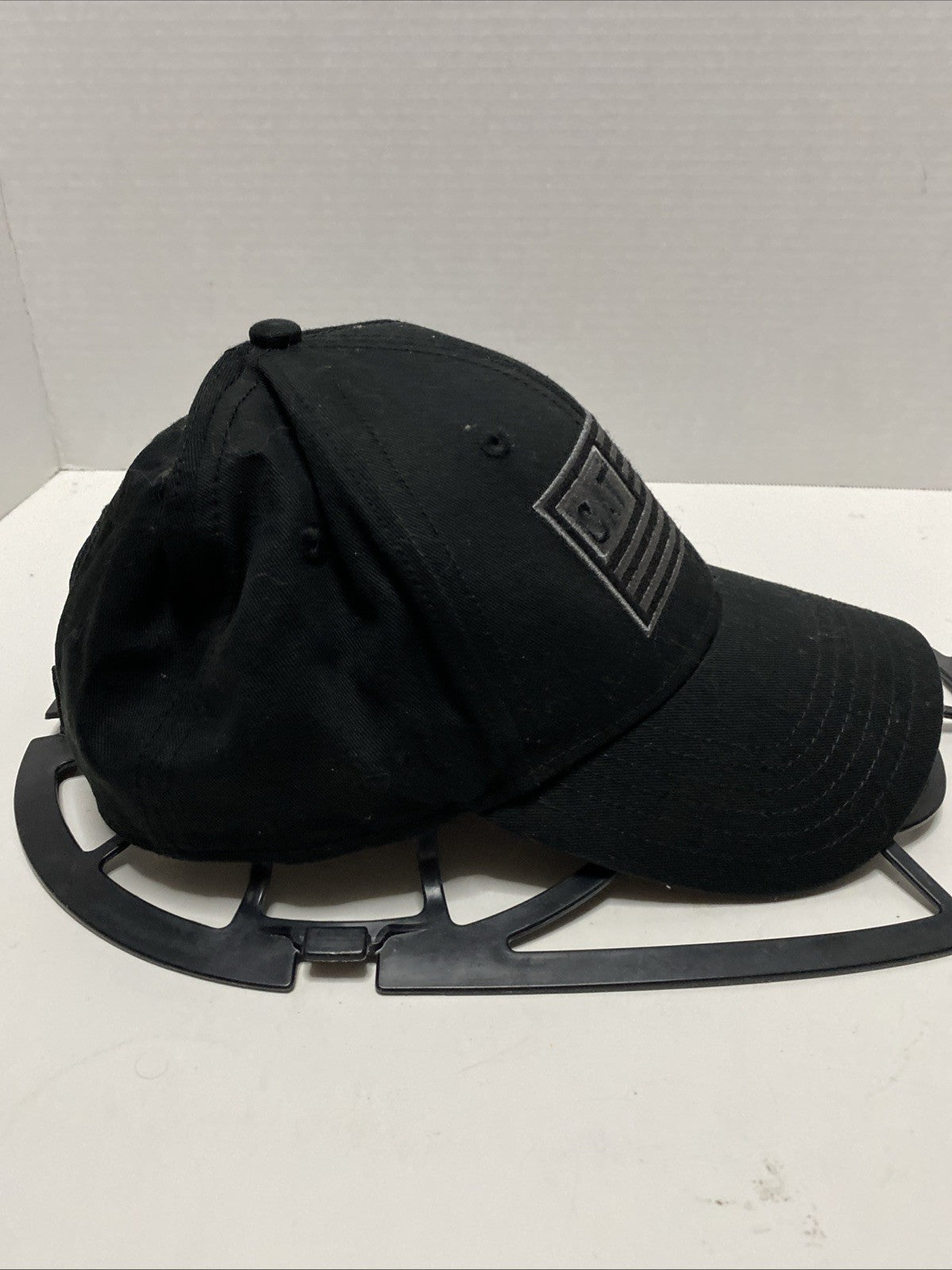 CATERPILLAR Men's  Blank And Grey Stripes Patch Adjustable