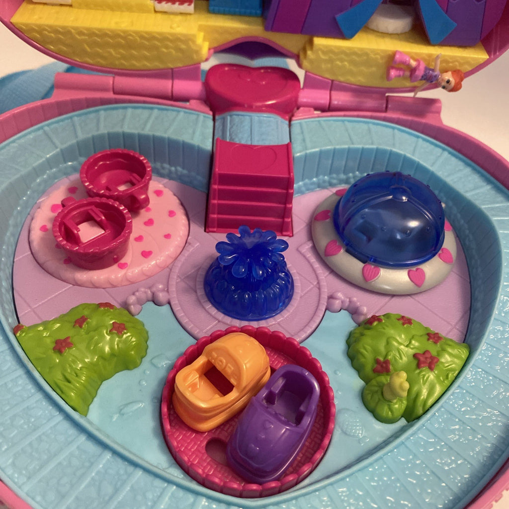 2019 Polly Pocket Tiny is Mighty Theme Park Heart Backpack Carry Case Pink M