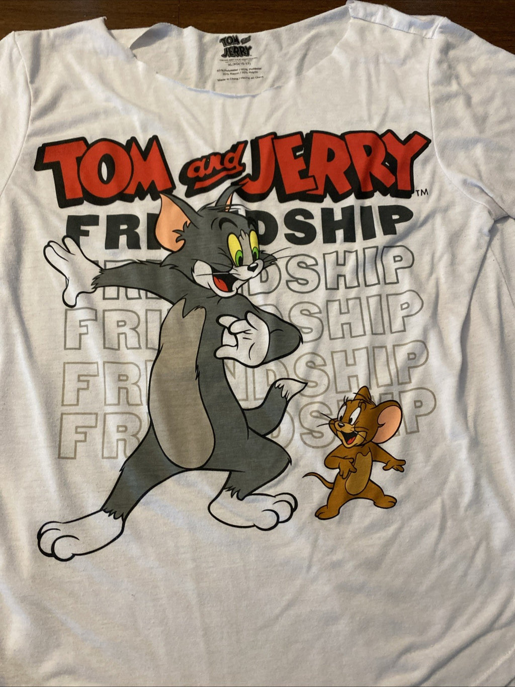 Tom and Jerry Friendship  T-Shirt Womens Juniors Size XL (15-17)  See Pics