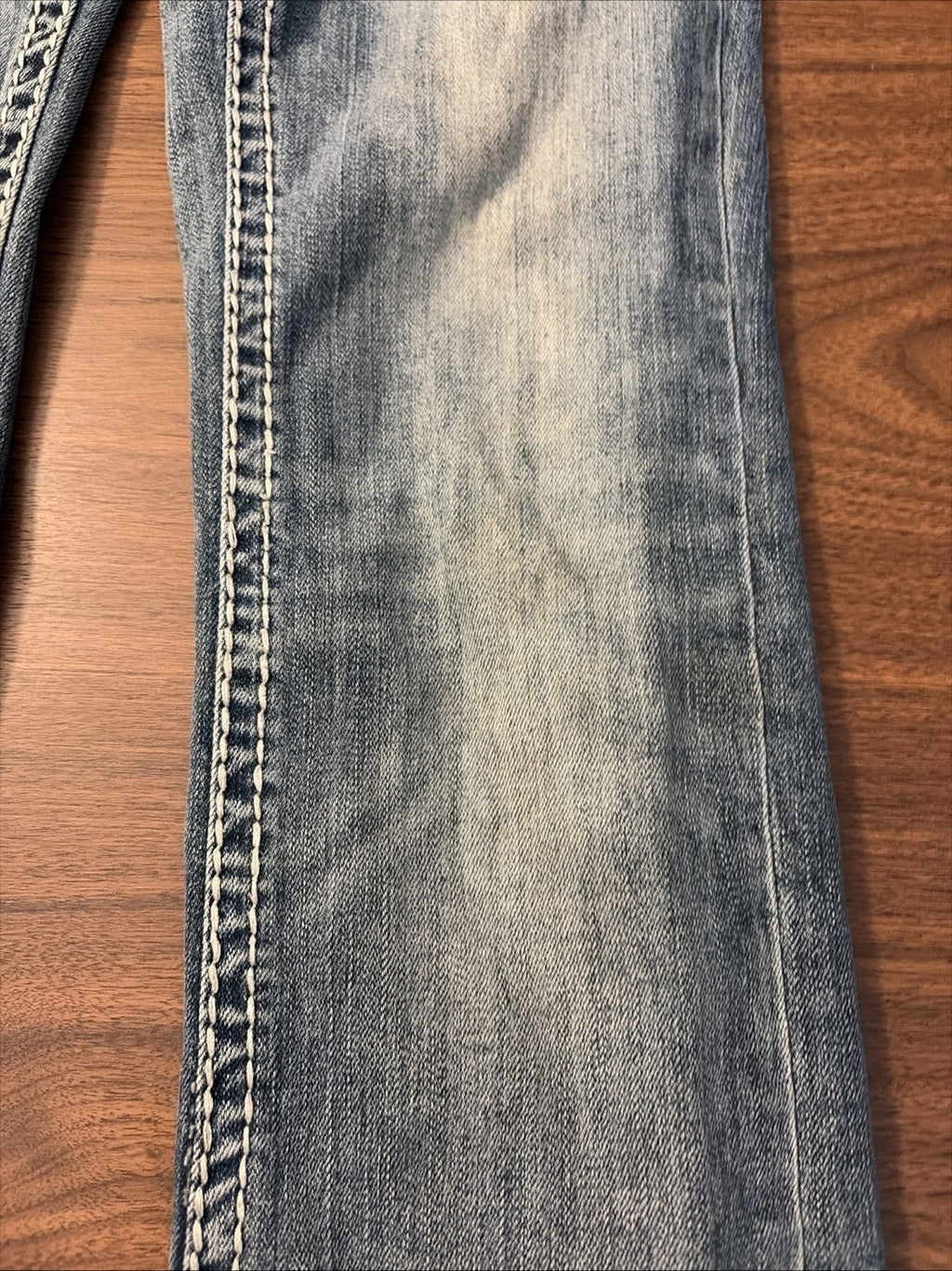 Grace In LA Women’s Distressed Denim Jeans Size 25