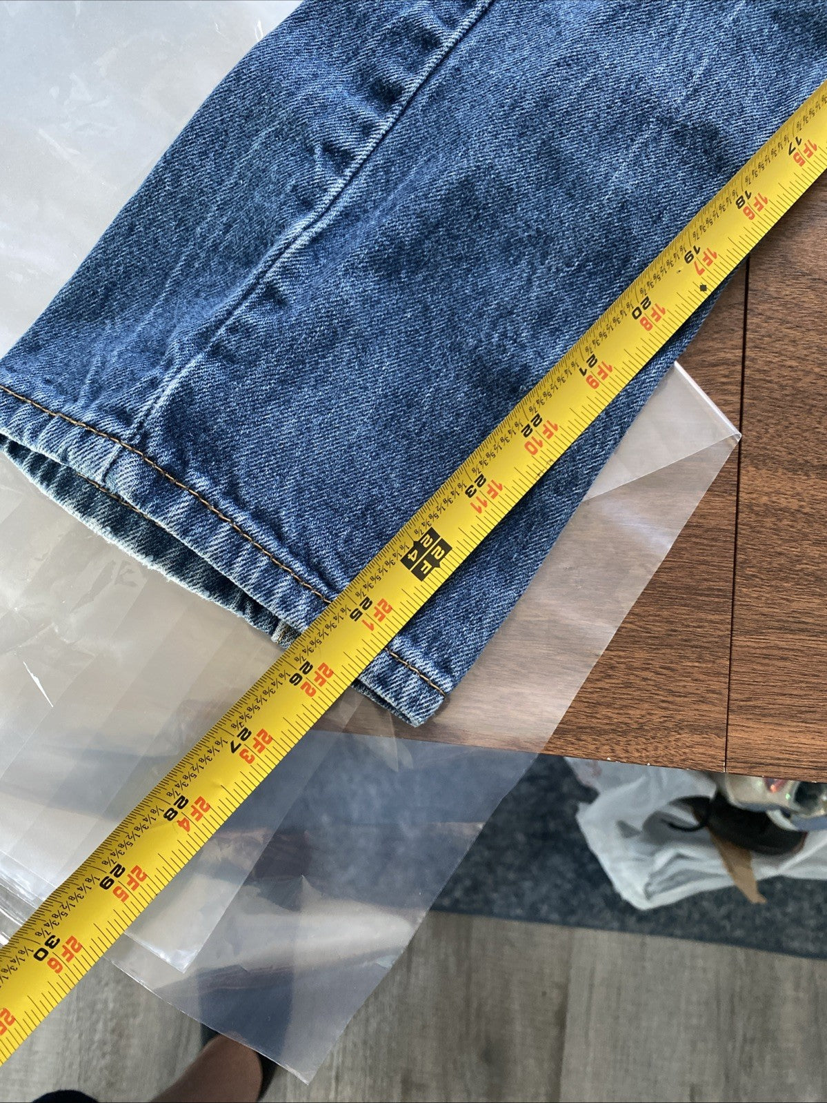 Levis Jeans Womens Size 12R Blue 514 Slim Straight Leg Mid Rise Dark Wash 26x26
