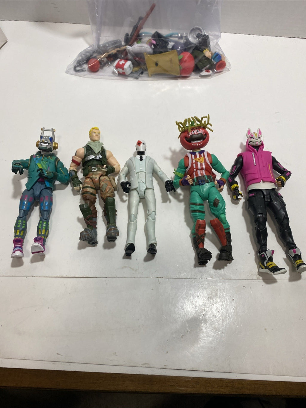 Fortnite Figure Lot of 5 Loose Video Game Epic With accessories. Please see pics