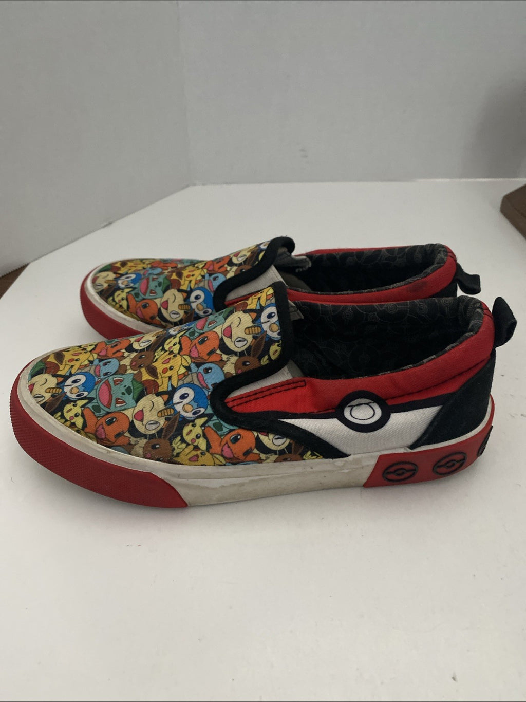 Ground UP Pokemon PIKACHU Slip-On Canvas Sneaker Shoes Unisex Youth Size 2