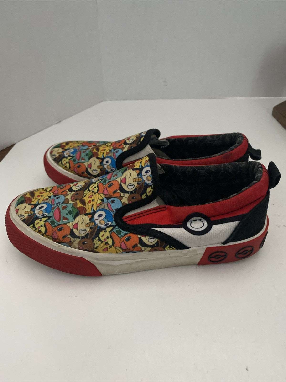 Ground UP Pokemon PIKACHU Slip-On Canvas Sneaker Shoes Unisex Youth Size 2
